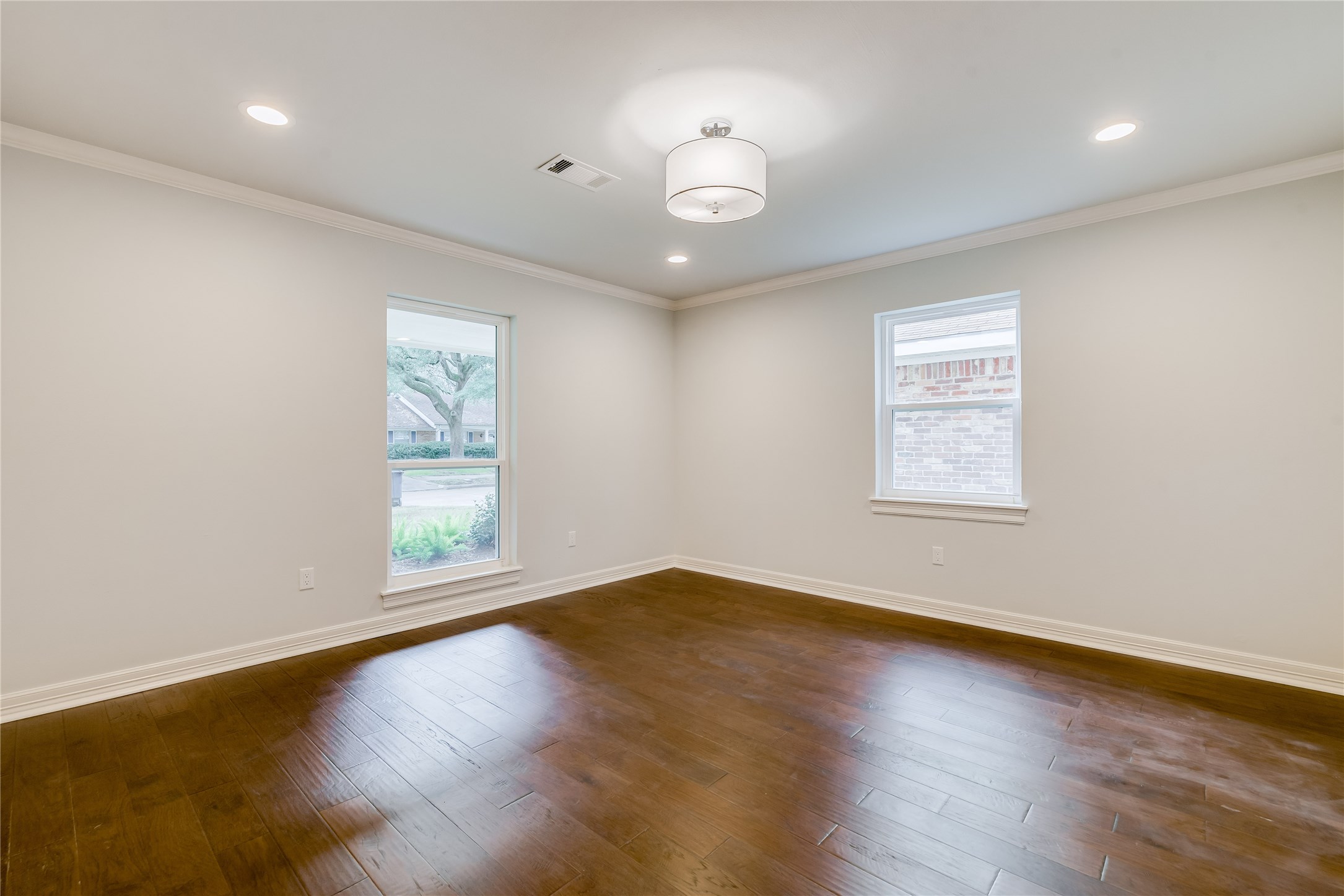 1010 Thornton Road Property Photo 25