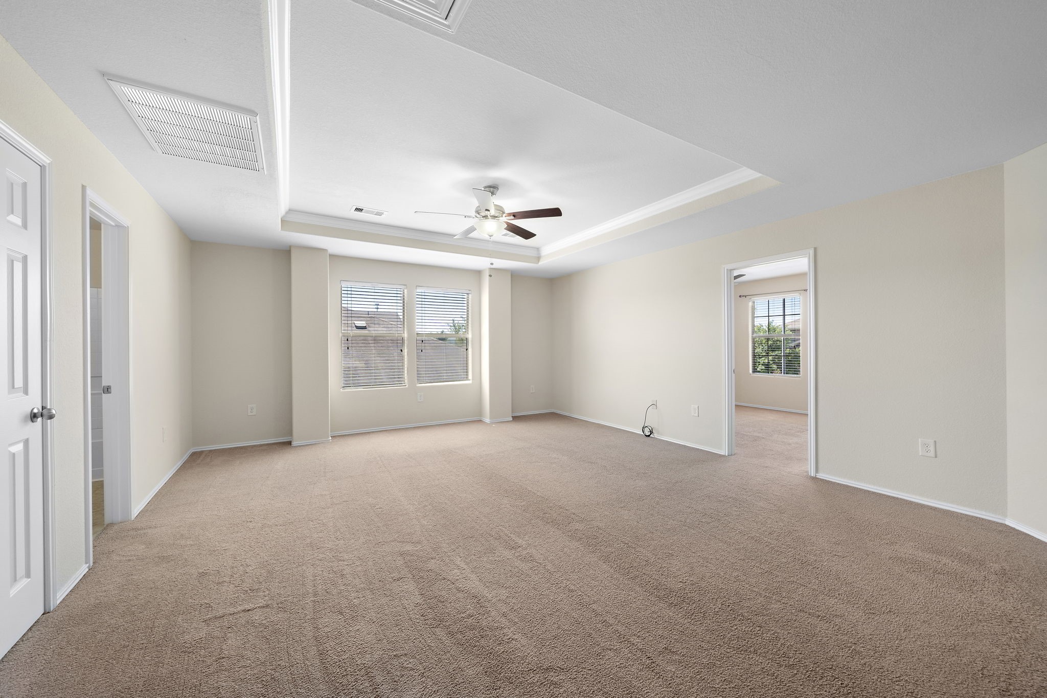 1418 S Maple Drive Property Photo 12