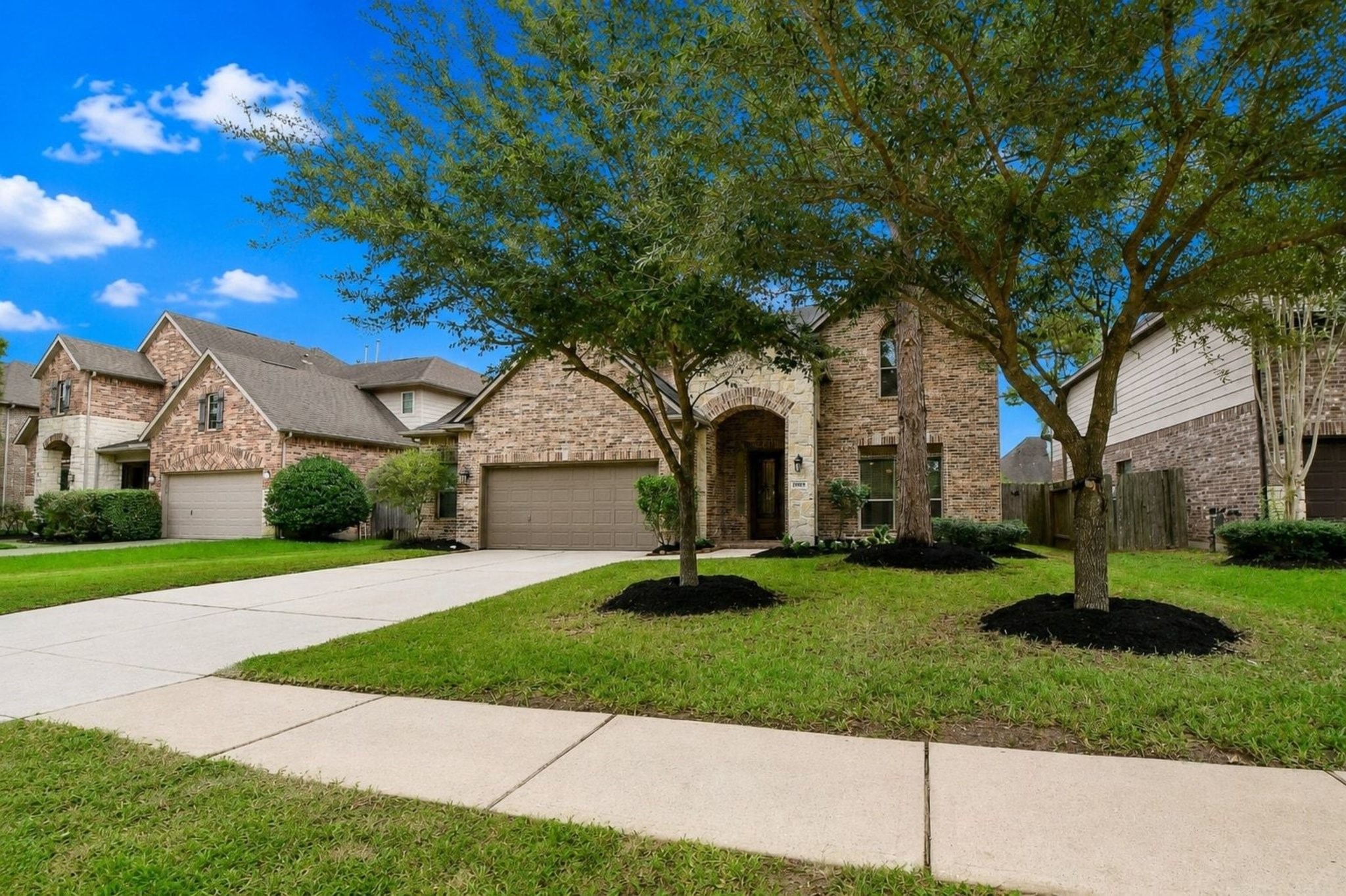 13914 Palmer Glen Lane W Property Photo 3