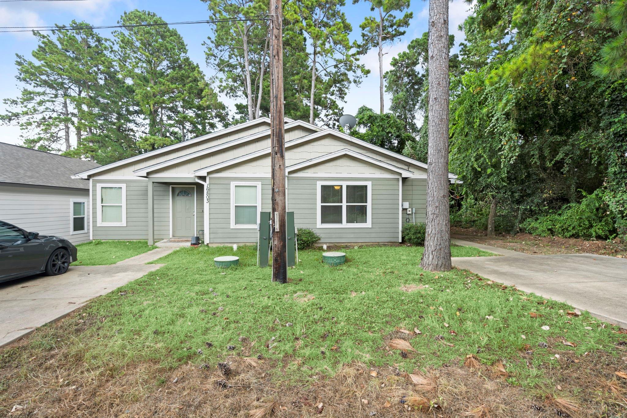 16803 Crestmont Property Photo 2