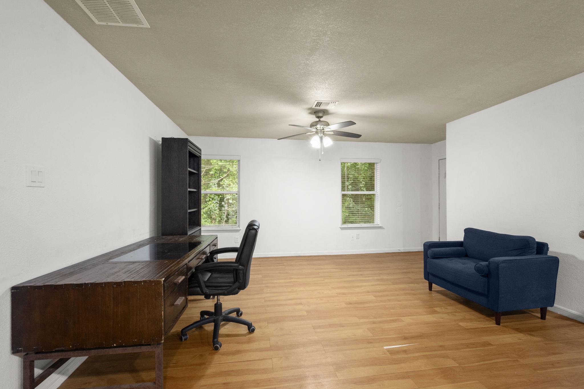 16803 Crestmont Property Photo 6