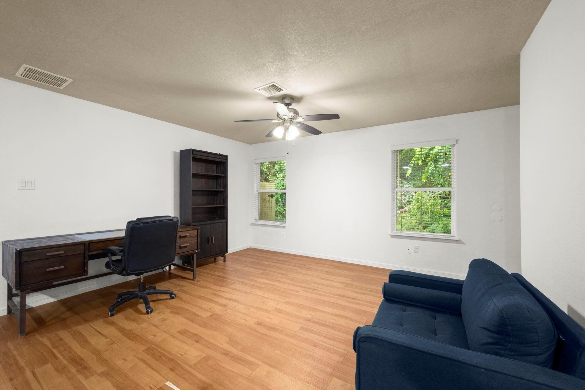 16803 Crestmont Property Photo 7