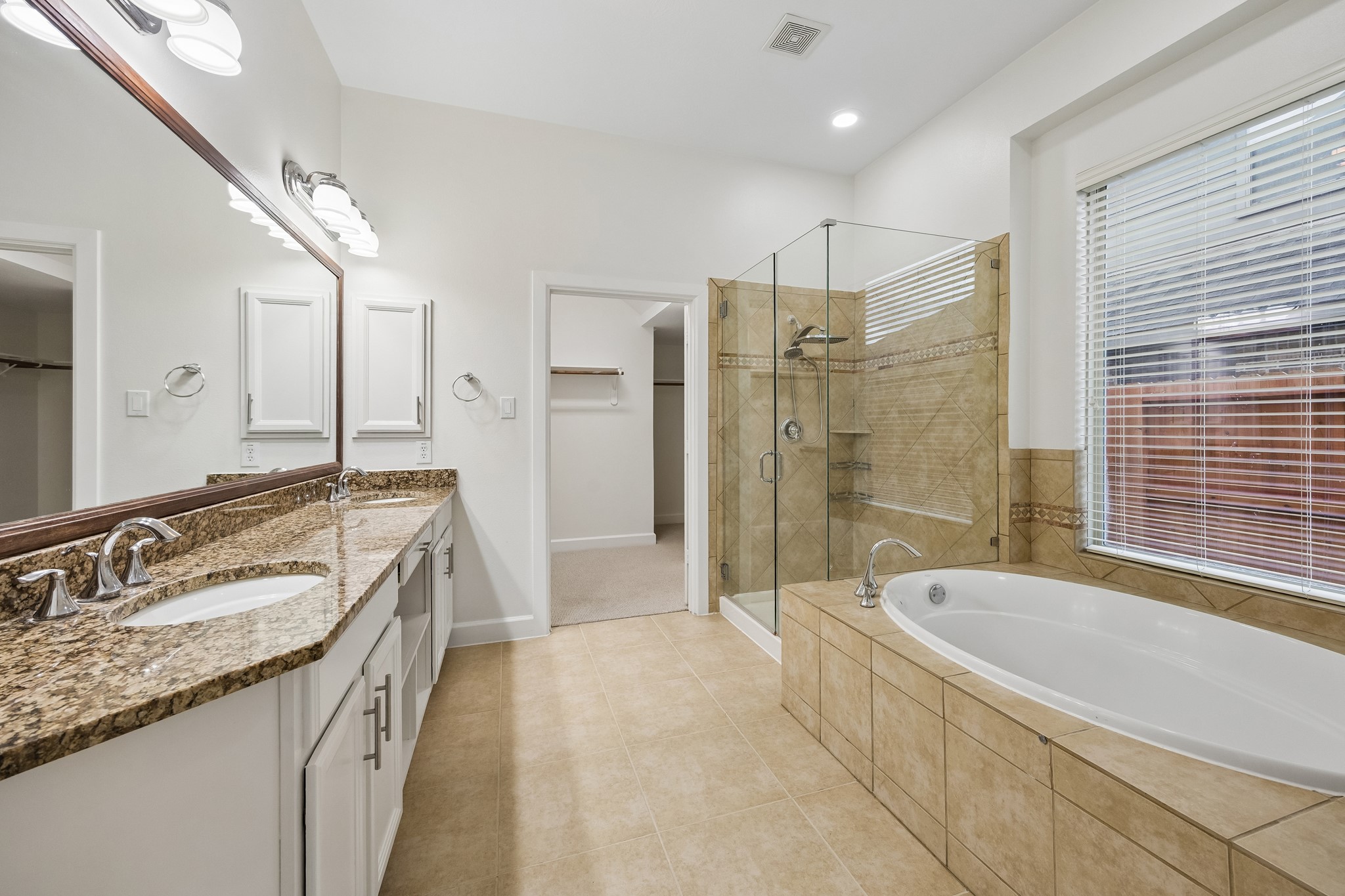 24506 Bella Florence Drive Property Photo 14
