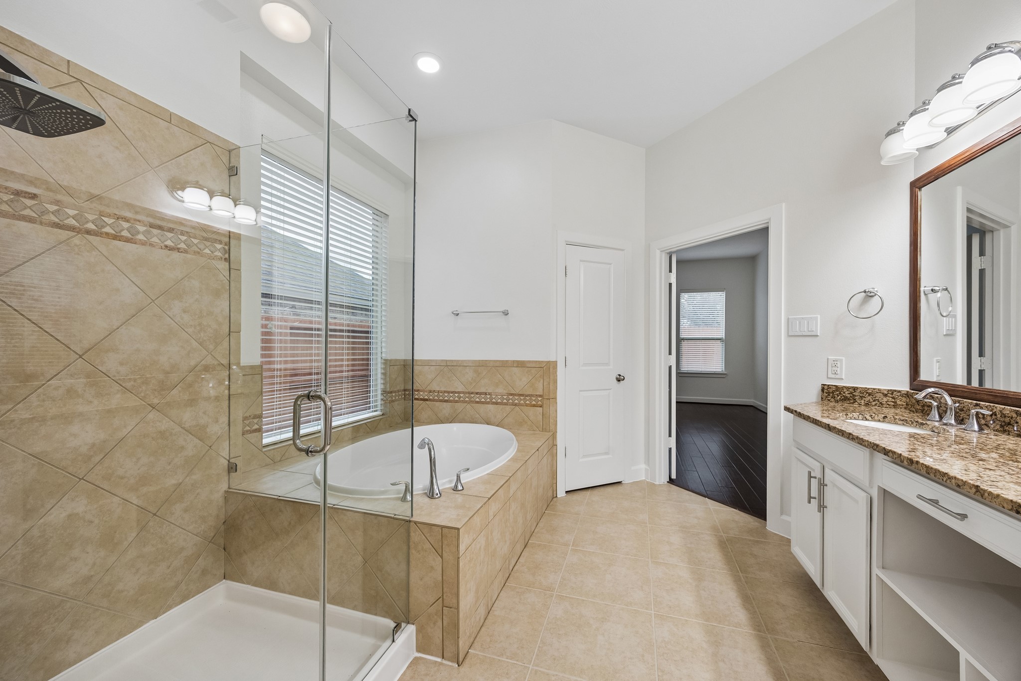 24506 Bella Florence Drive Property Photo 15