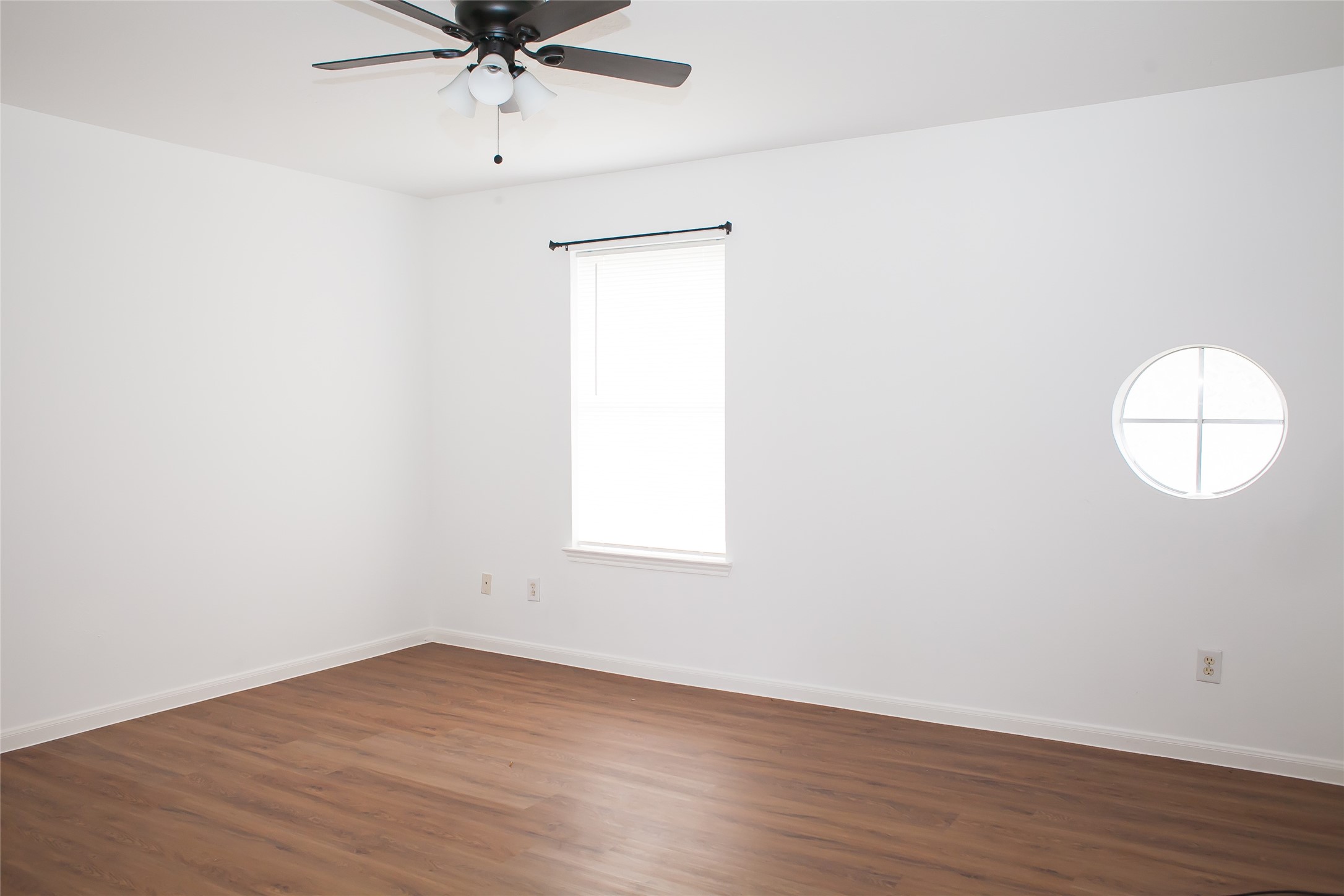 8910 Sage Place Property Photo 15
