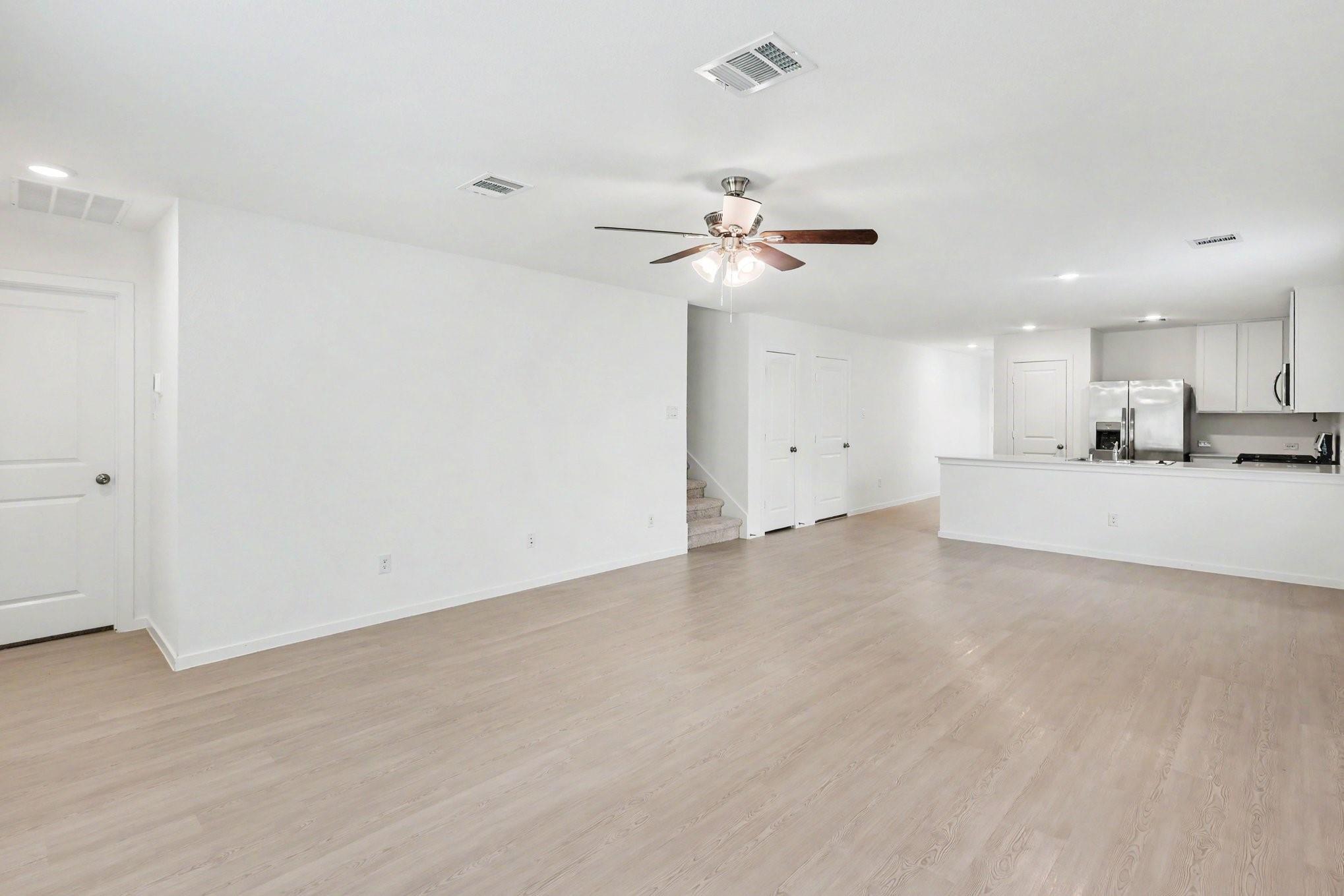 25687 Roy Rogers Court Property Photo 8