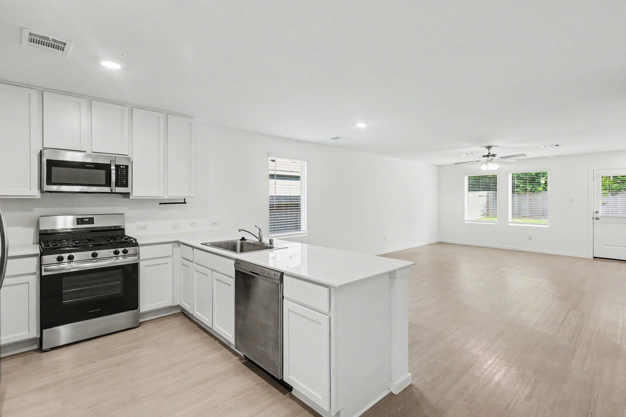 25687 Roy Rogers Court Property Photo 10