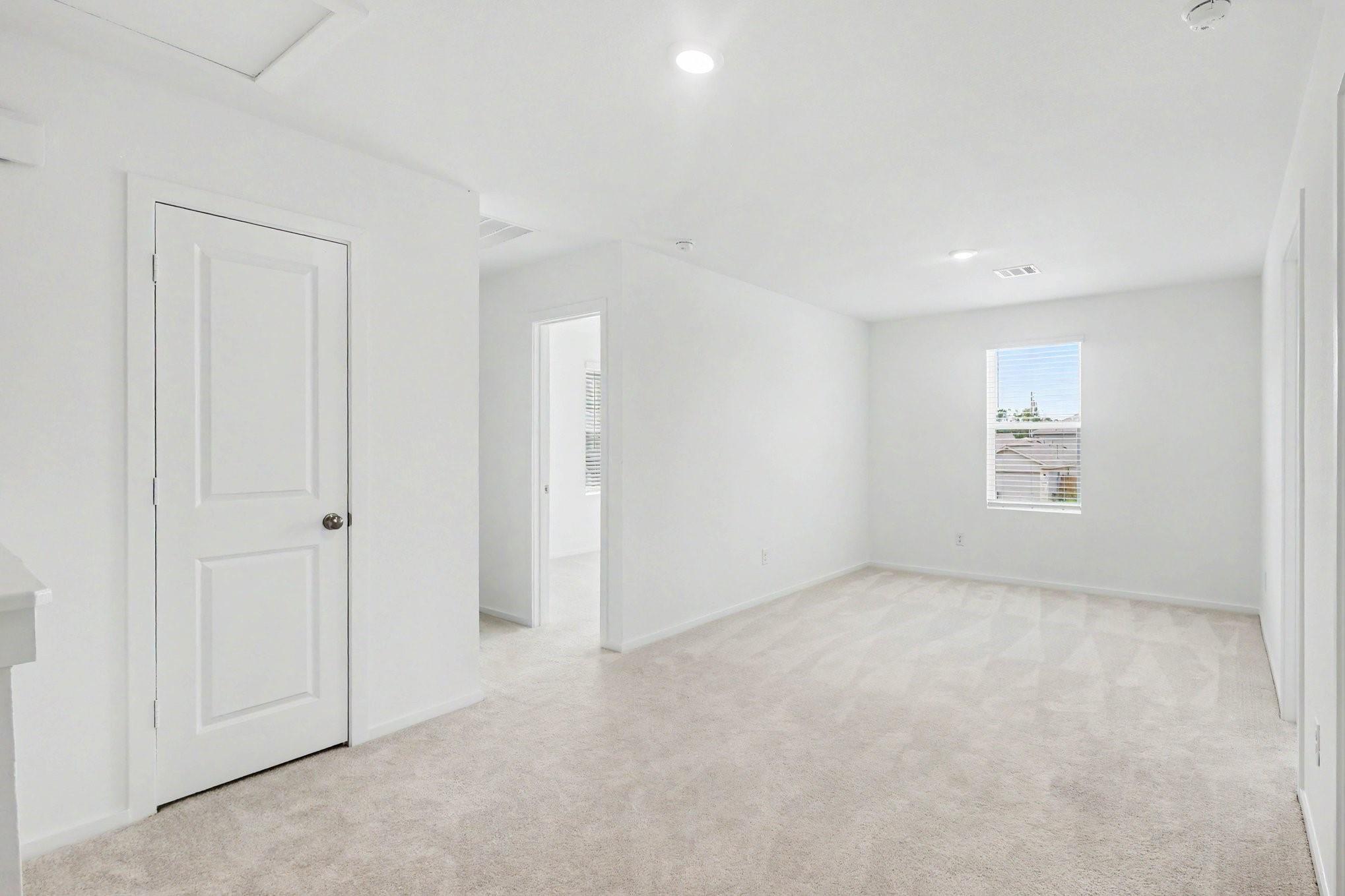 25687 Roy Rogers Court Property Photo 14