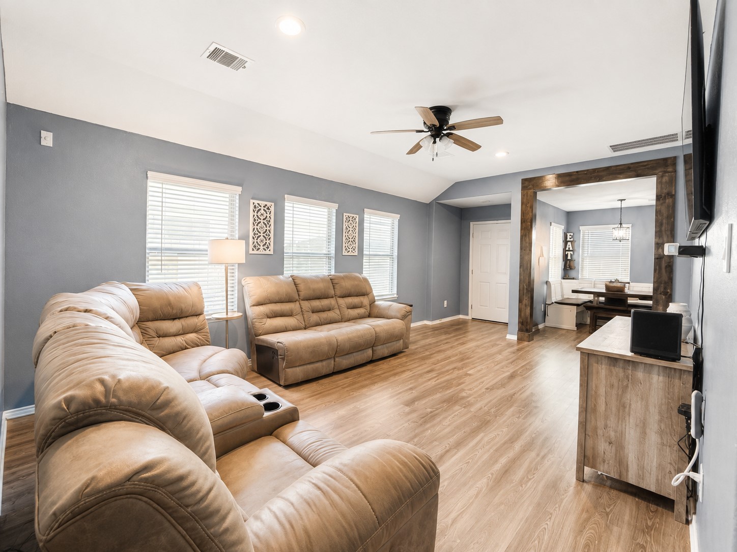 1310 Vincente Court Property Photo 2