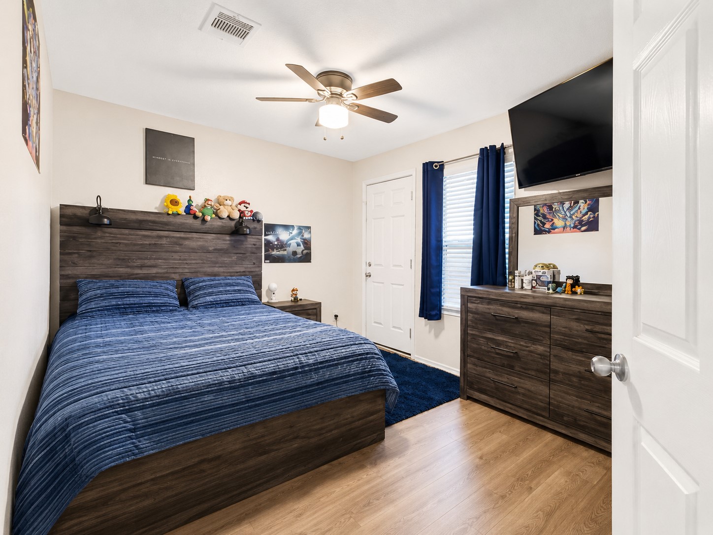 1310 Vincente Court Property Photo 8
