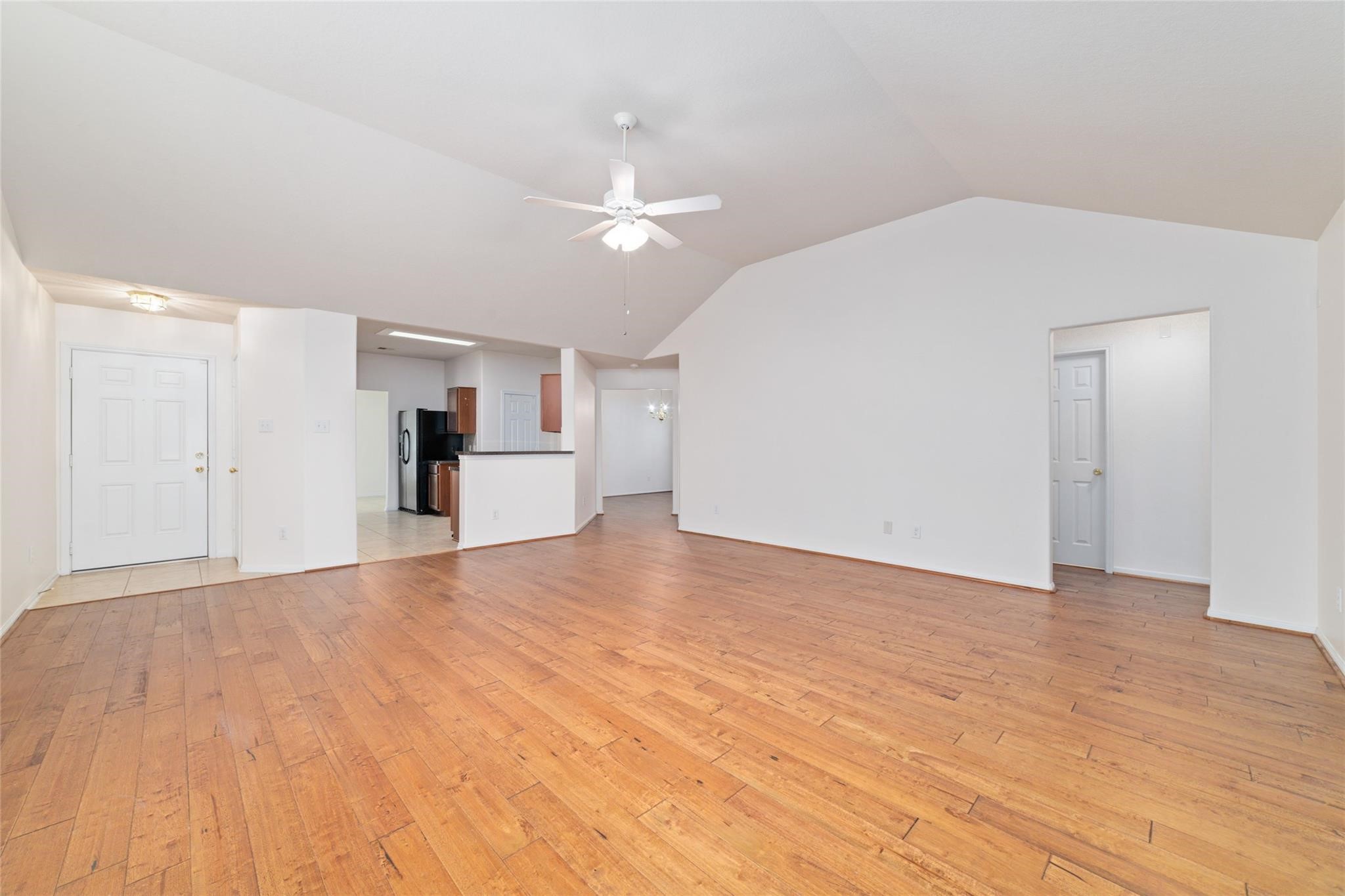 9531 Barr Spring Drive Property Photo 5