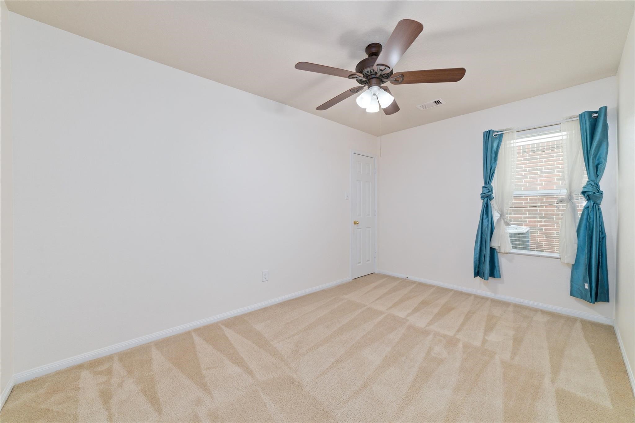 9531 Barr Spring Drive Property Photo 11