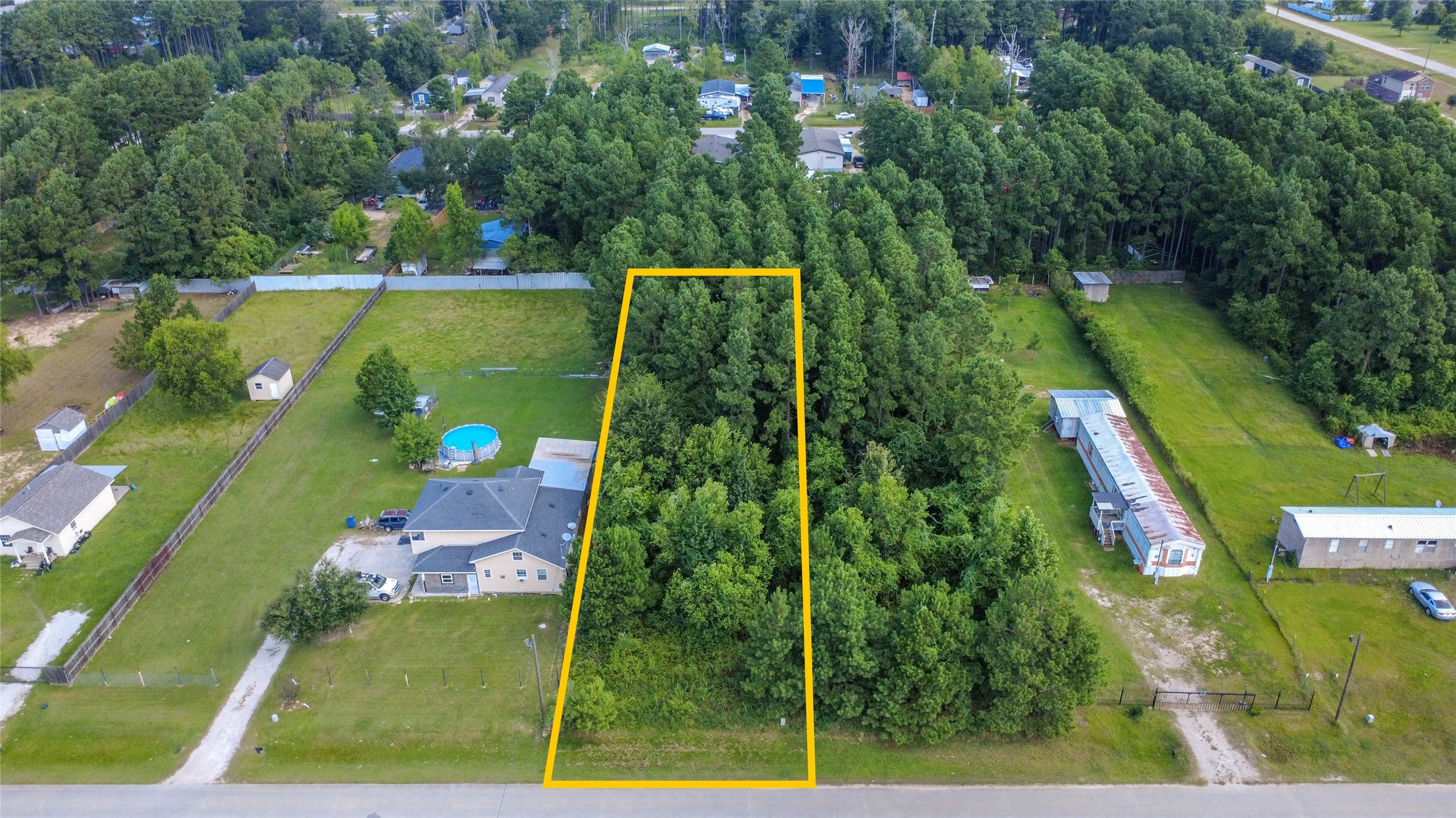 169 County Road 3560 Property Photo 11