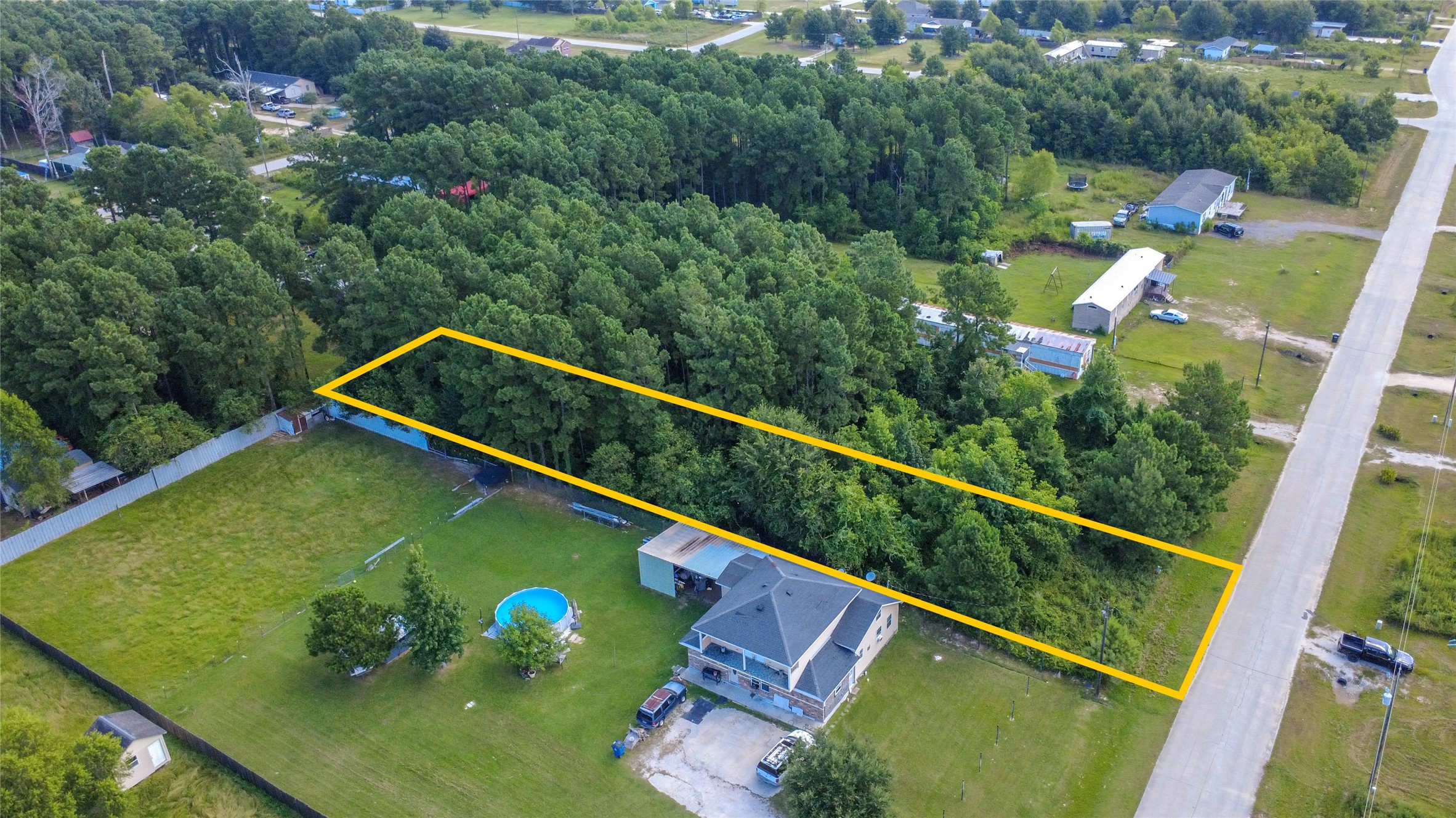 169 County Road 3560 Property Photo 13