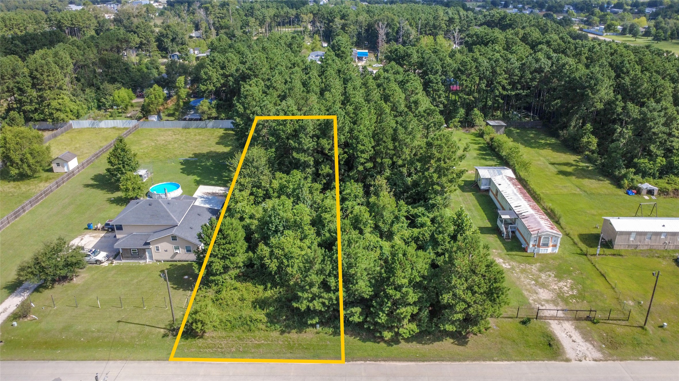 169 County Road 3560 Property Photo 20