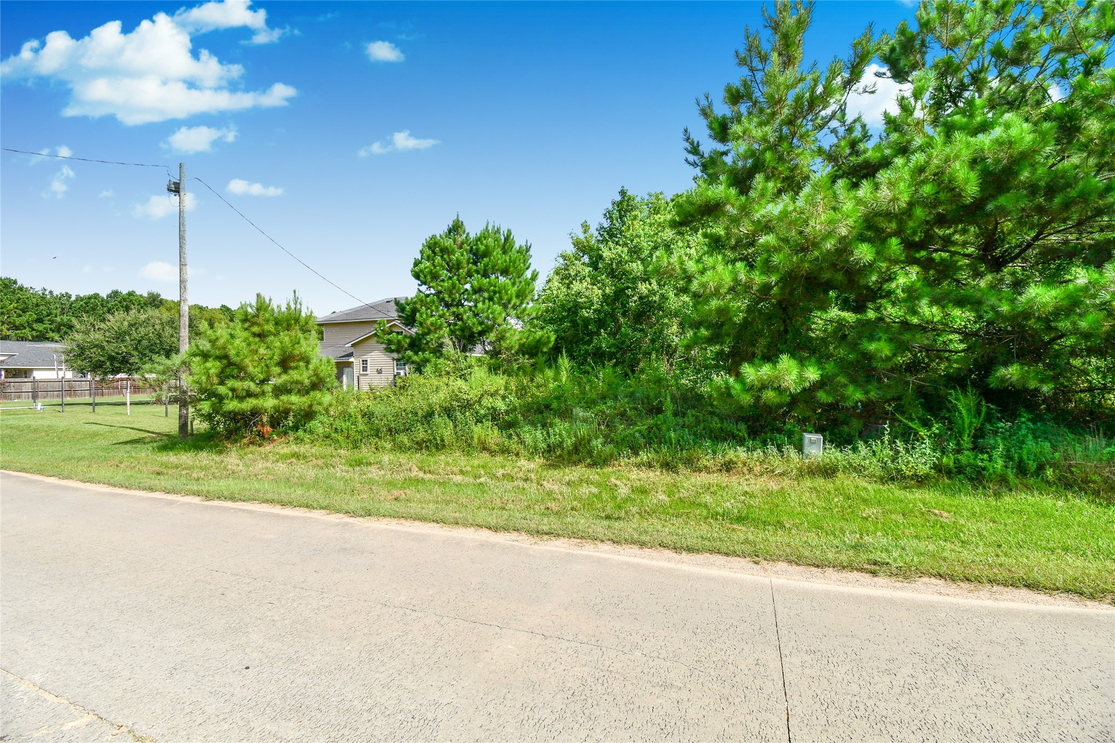 169 County Road 3560 Property Photo 23