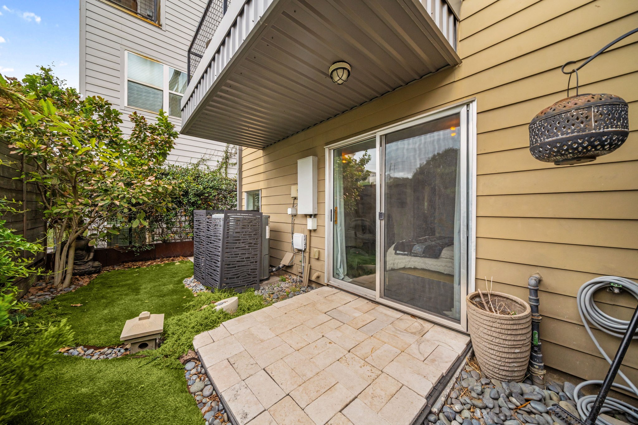 429 Meadow Street Property Photo 10