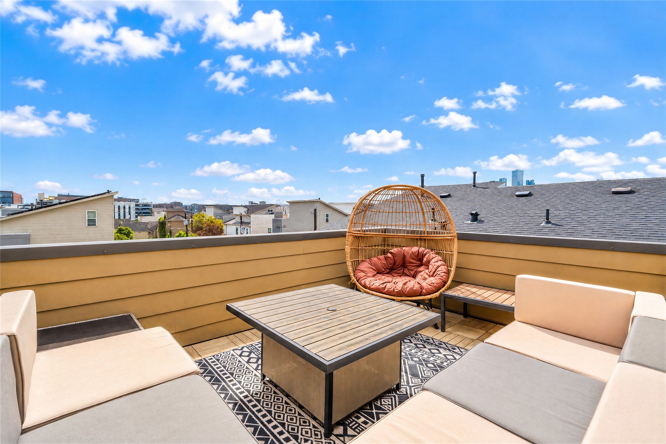 429 Meadow Street Property Photo 35