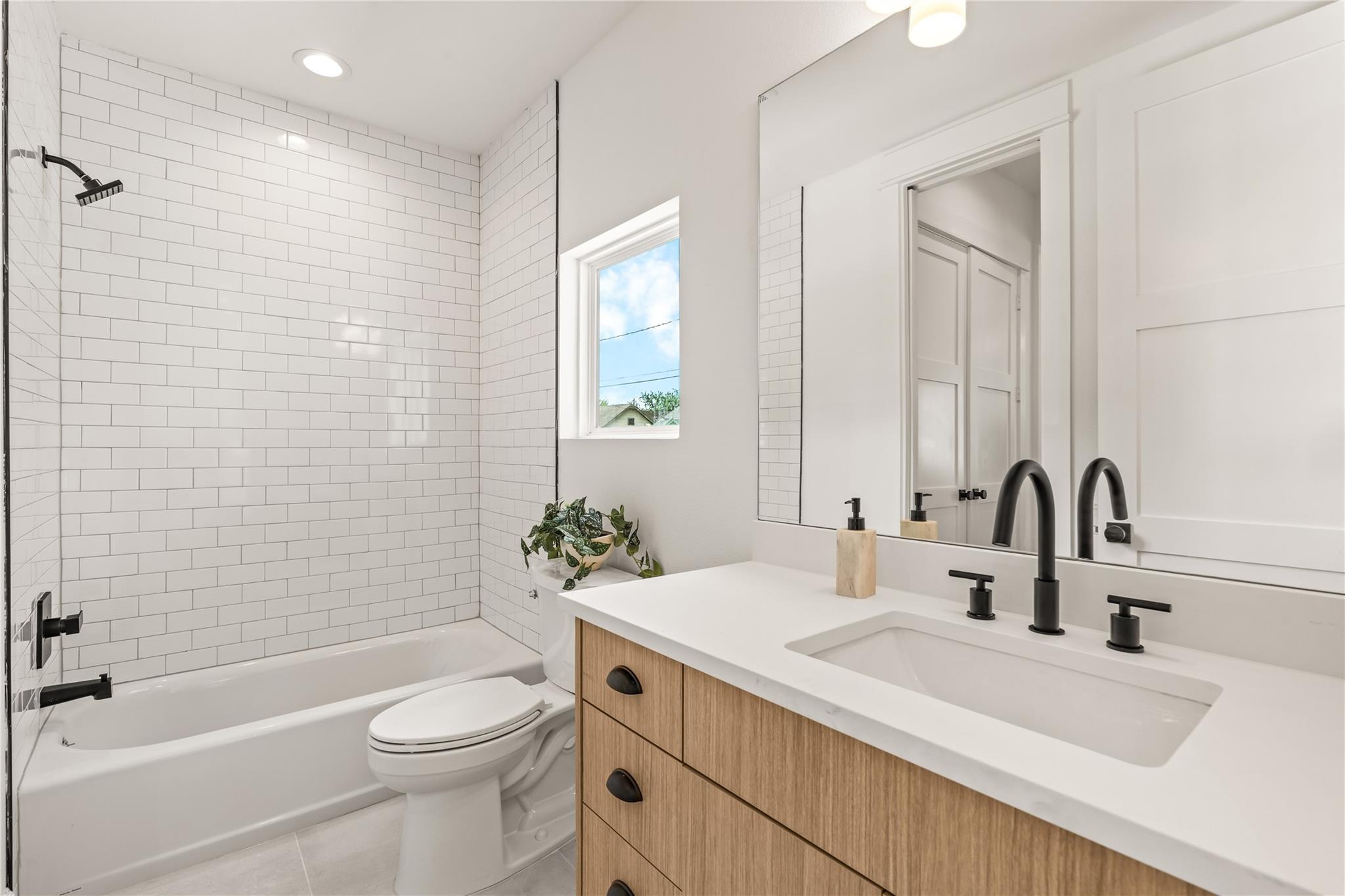 7432 & 7444 Tremper Street, Houston Tx 77020 Property Photo 12