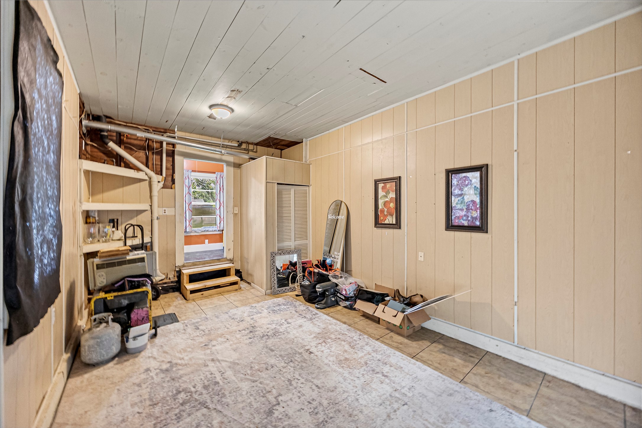 209 South Street Property Photo 11
