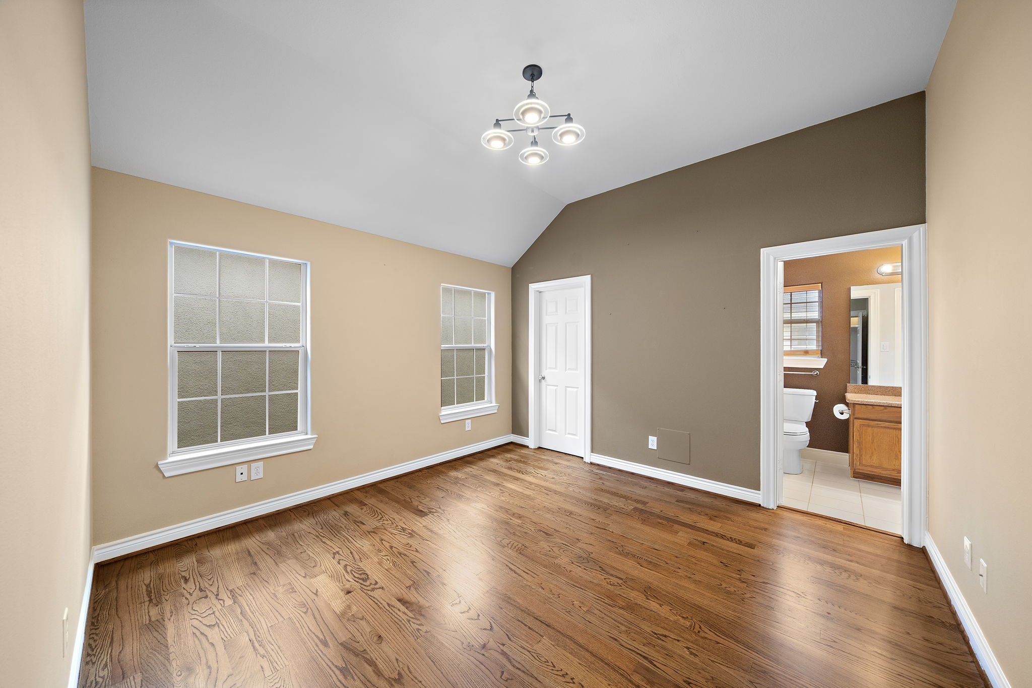 2927 Clinton Drive Property Photo 13