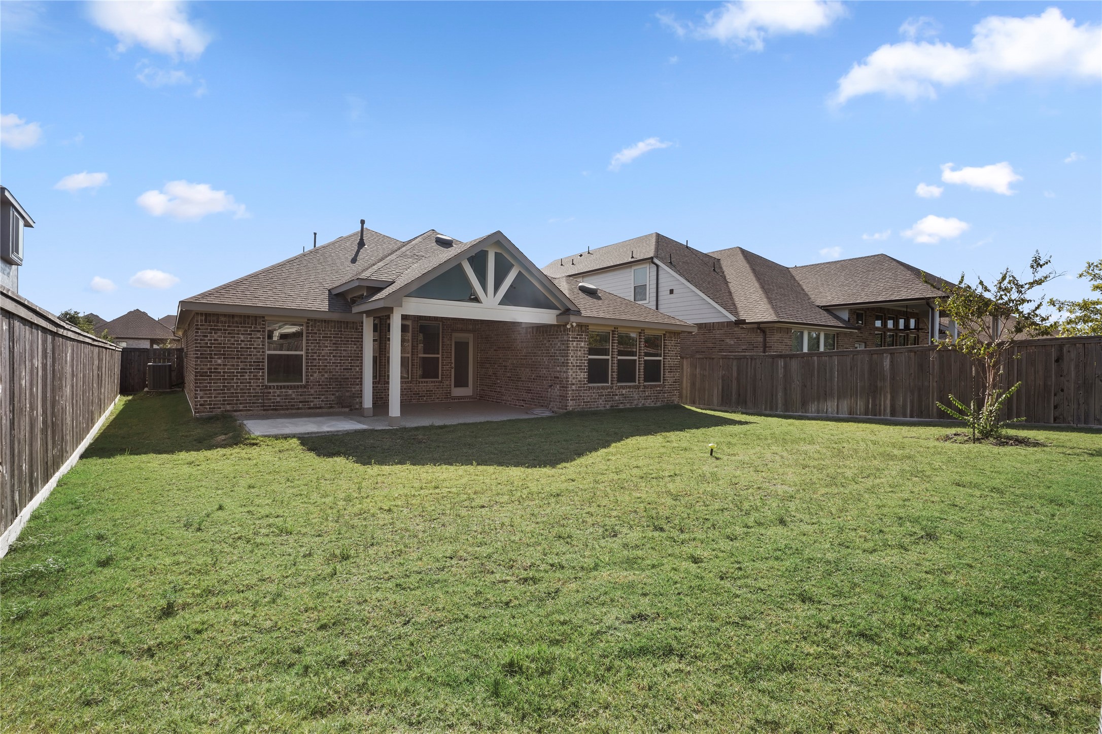 15218 Kickapoo Cavern Drive Property Photo 14