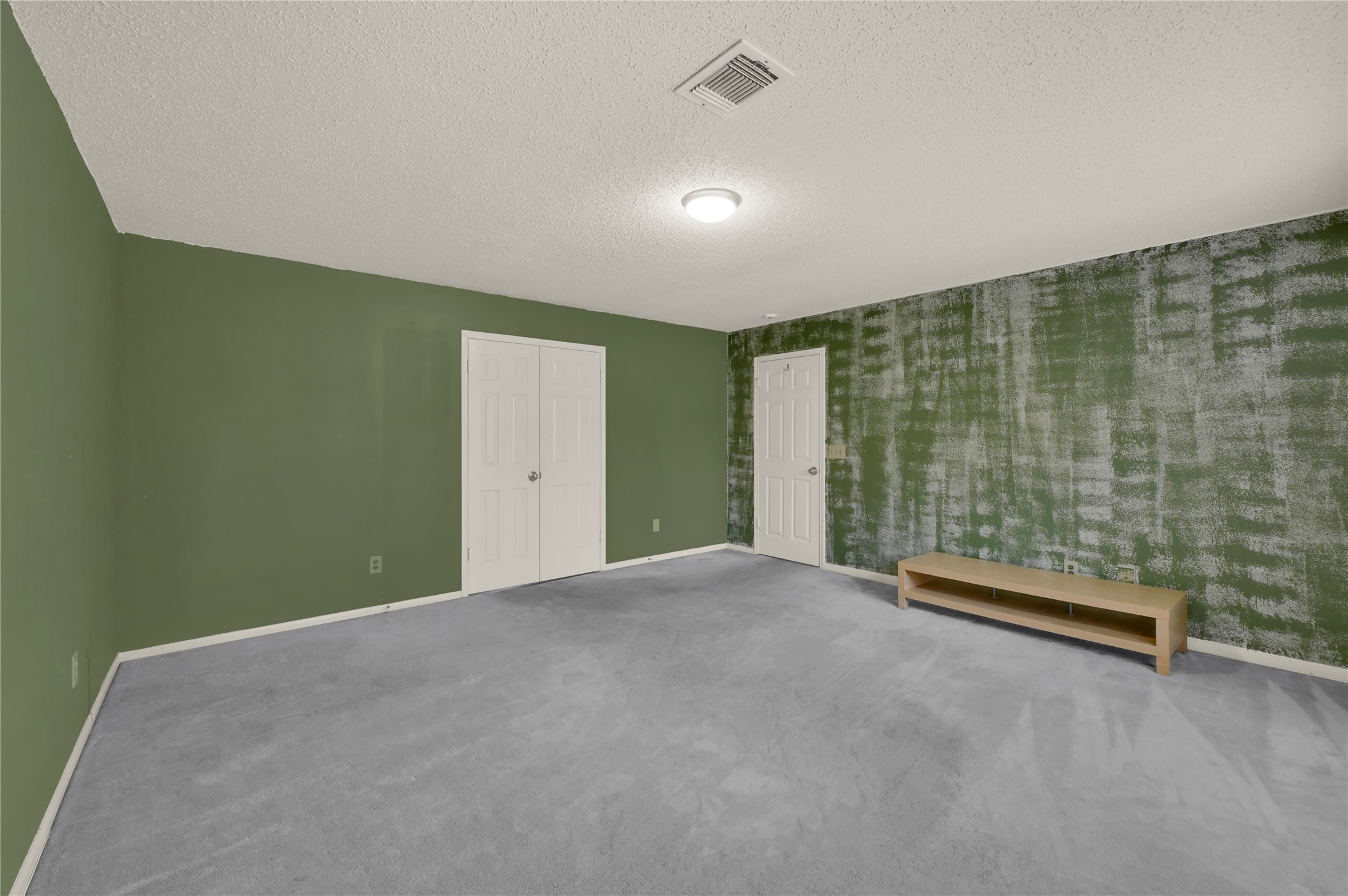 8911 Rocky Valley Drive Property Photo 10