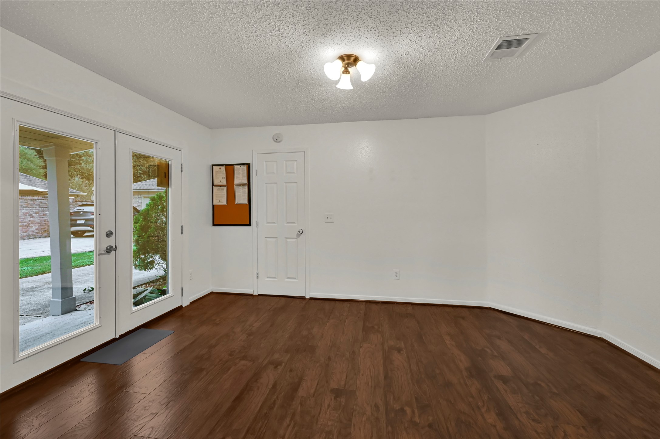 8911 Rocky Valley Drive Property Photo 16