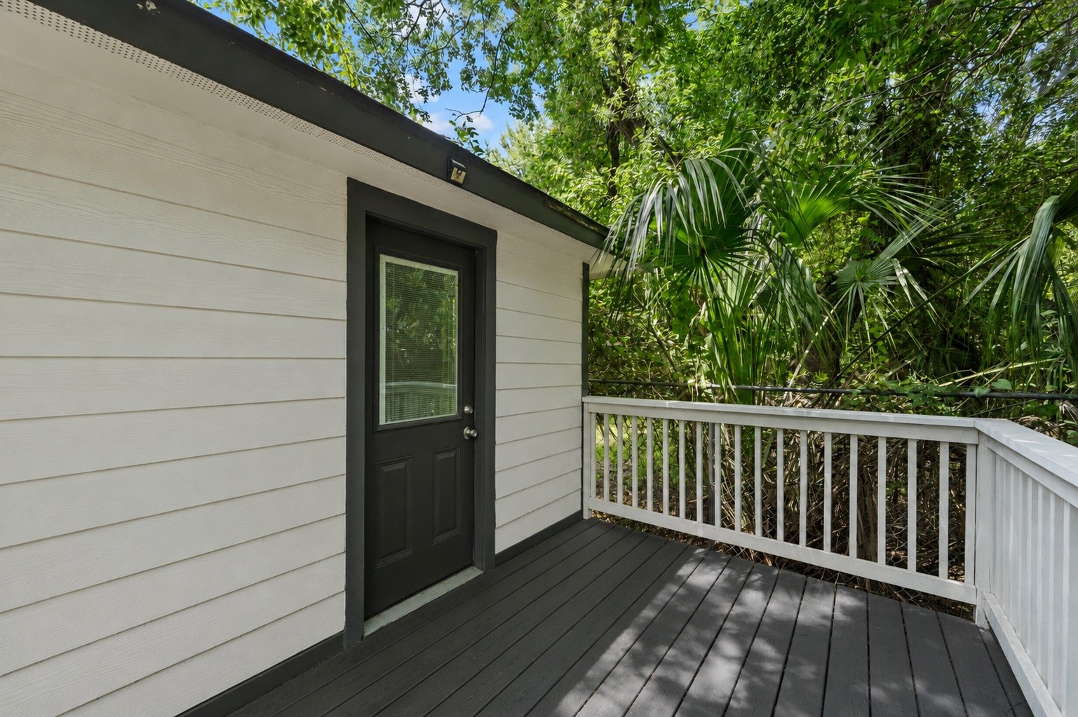 2821 Holman Street Property Photo 4