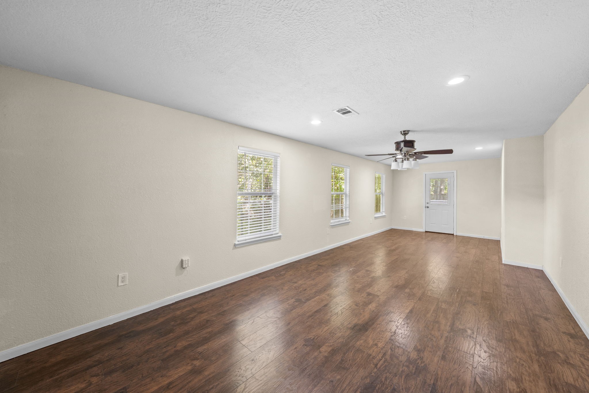 2821 Holman Street Property Photo 12