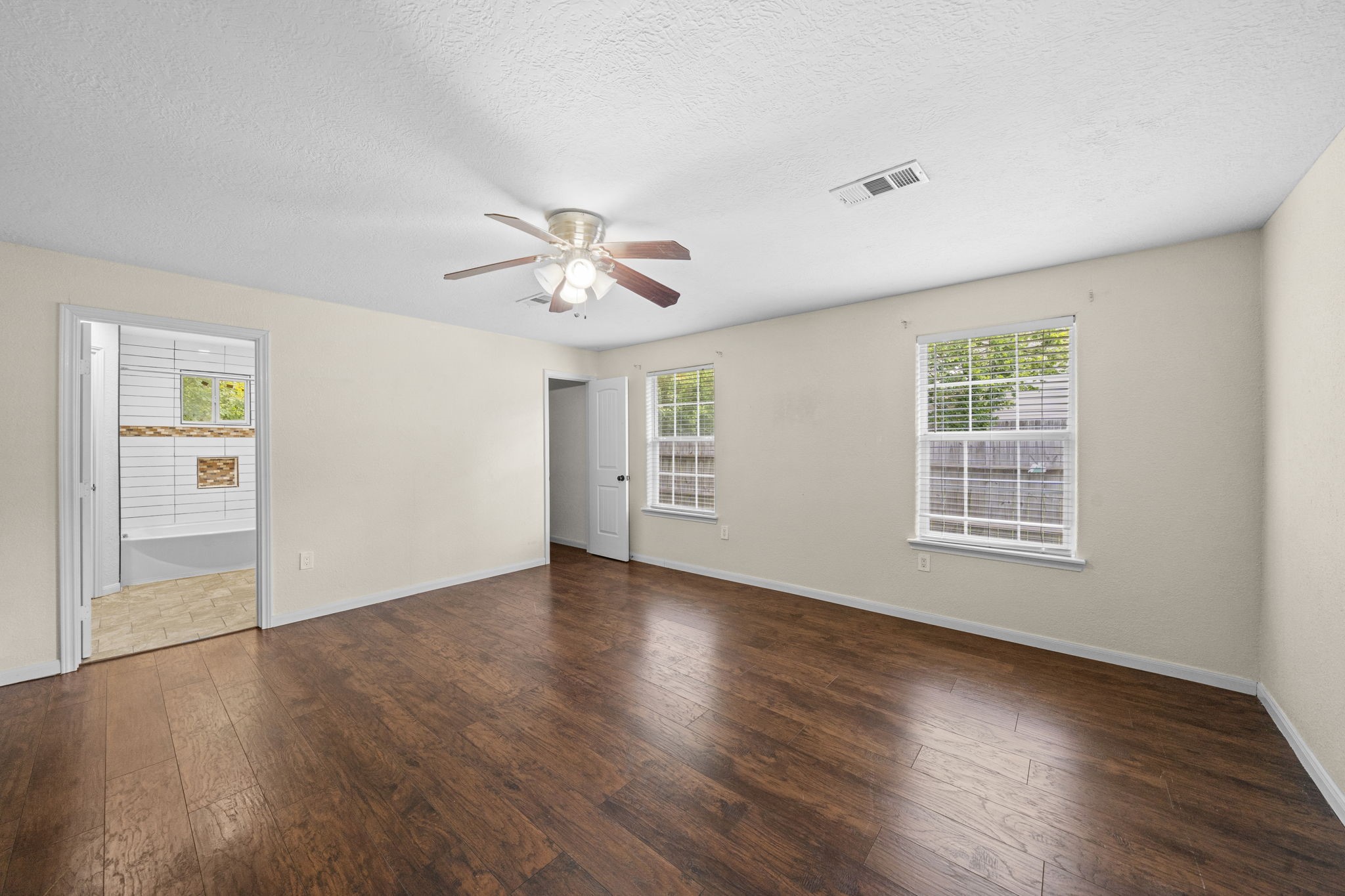 2821 Holman Street Property Photo 21