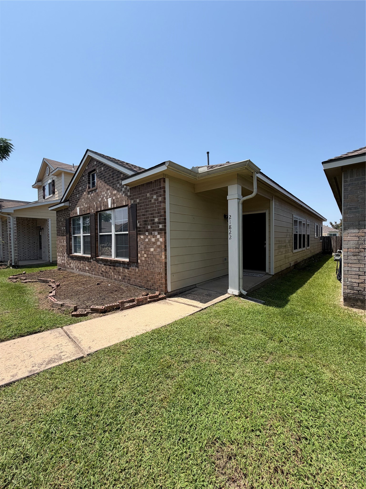 21822 Grassy Hill Lane Property Photo 8