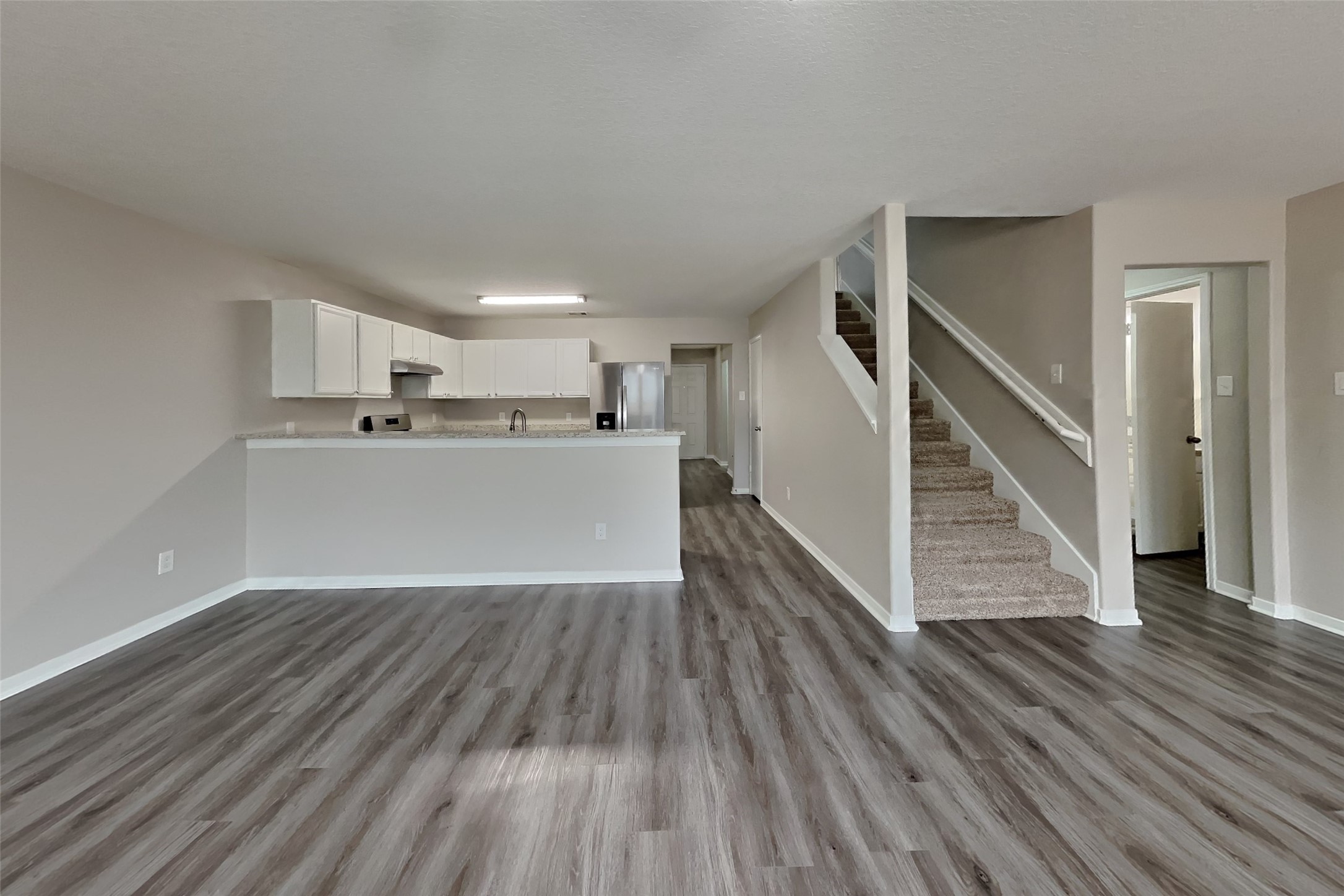 16802 Accolade Way Property Photo 3