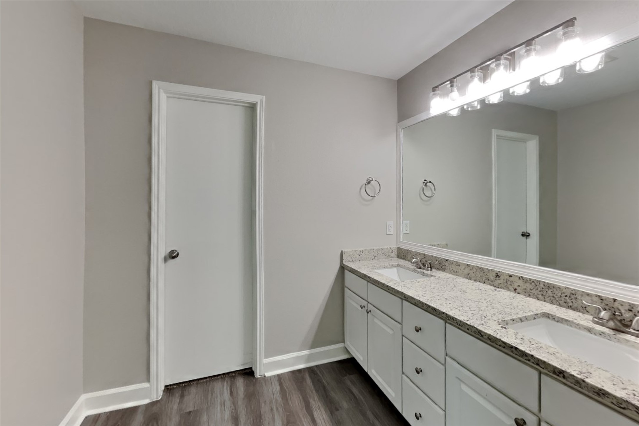 16802 Accolade Way Property Photo 9