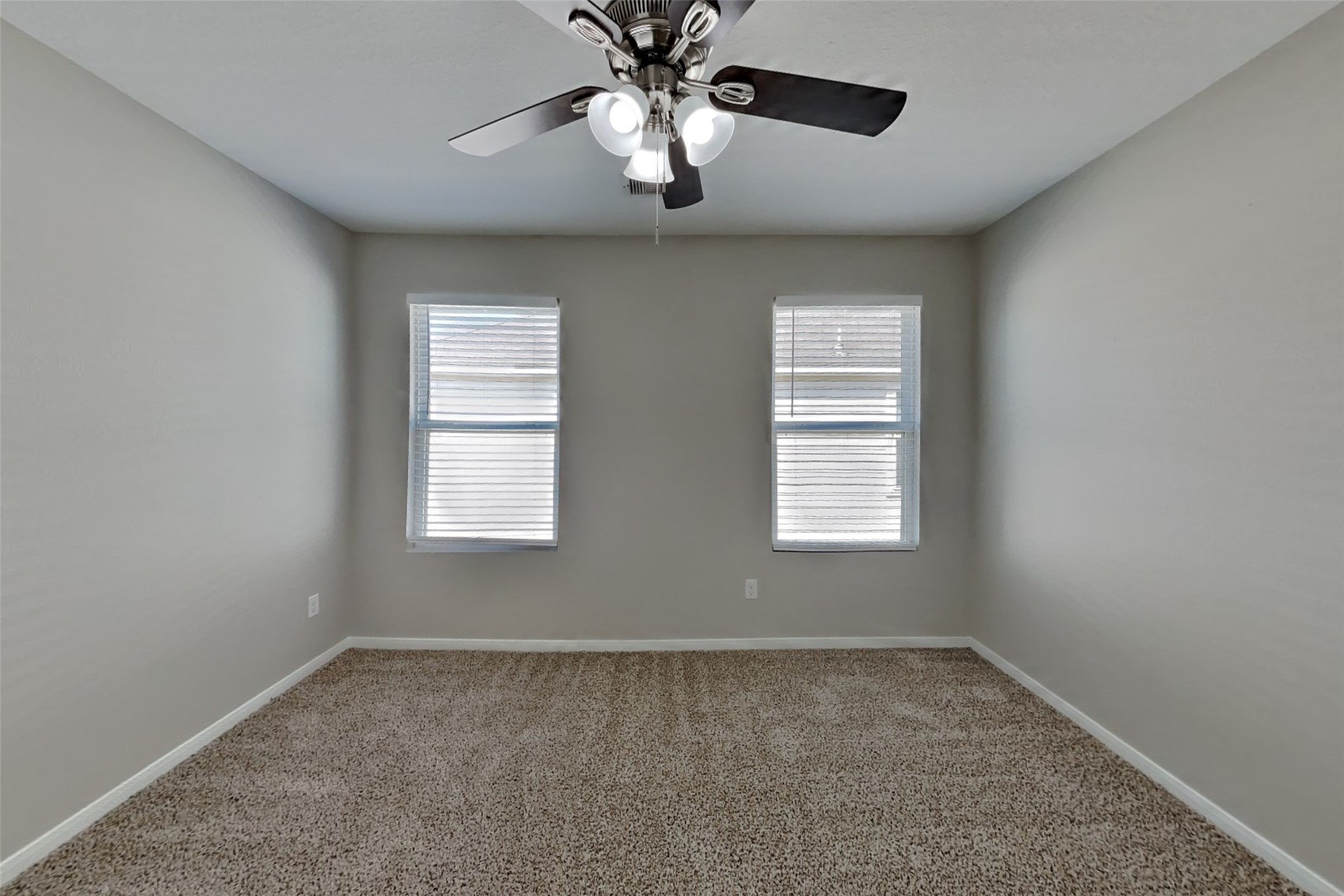 16802 Accolade Way Property Photo 11