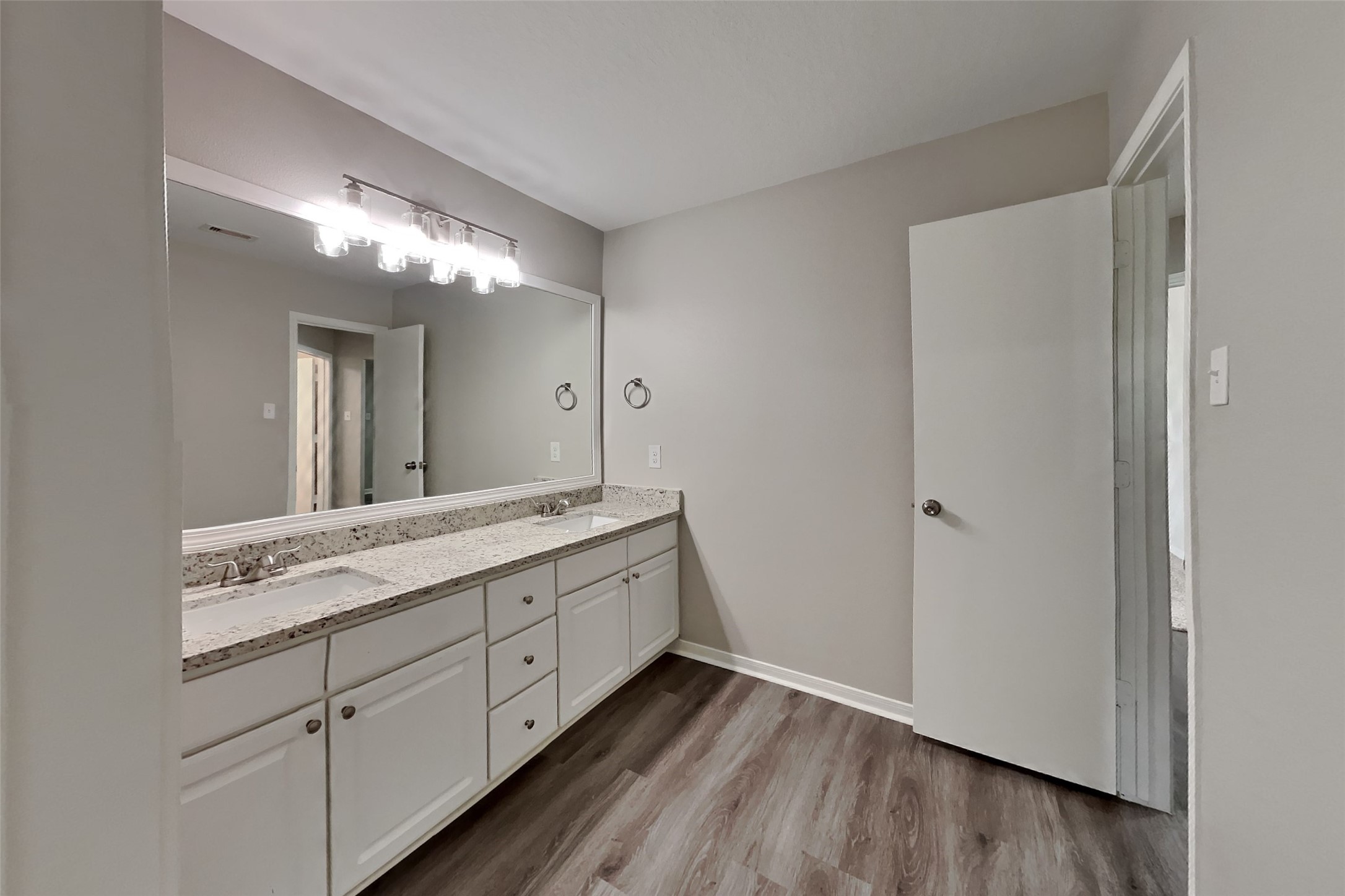 16802 Accolade Way Property Photo 15