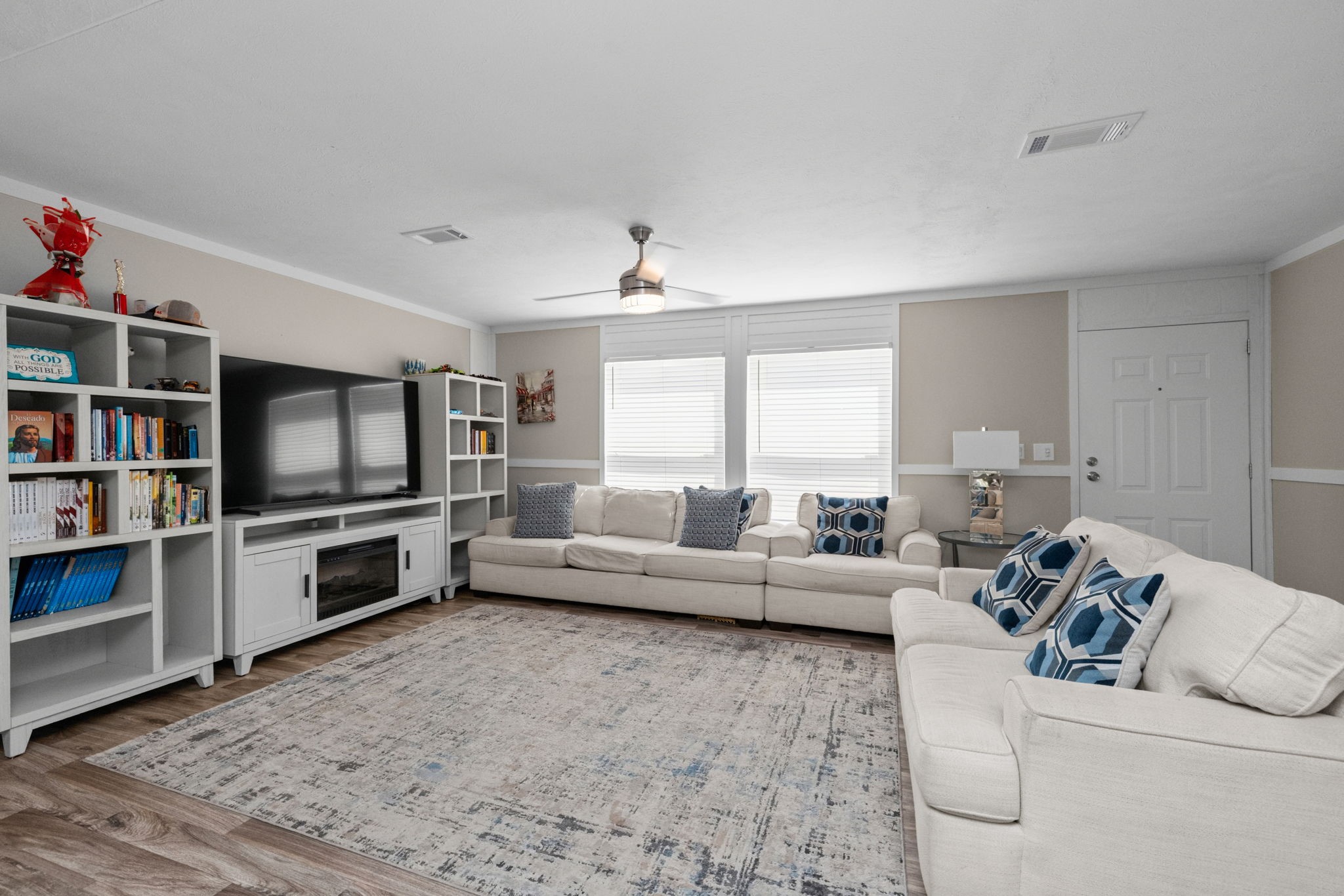 100 Tanglewood Lane Property Photo 11