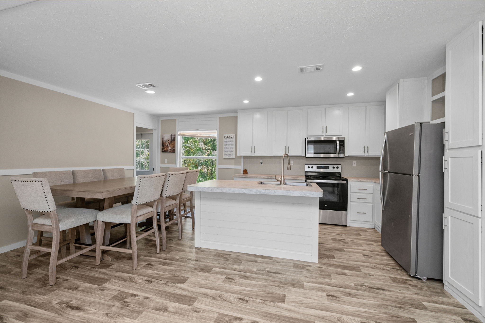 100 Tanglewood Lane Property Photo 15