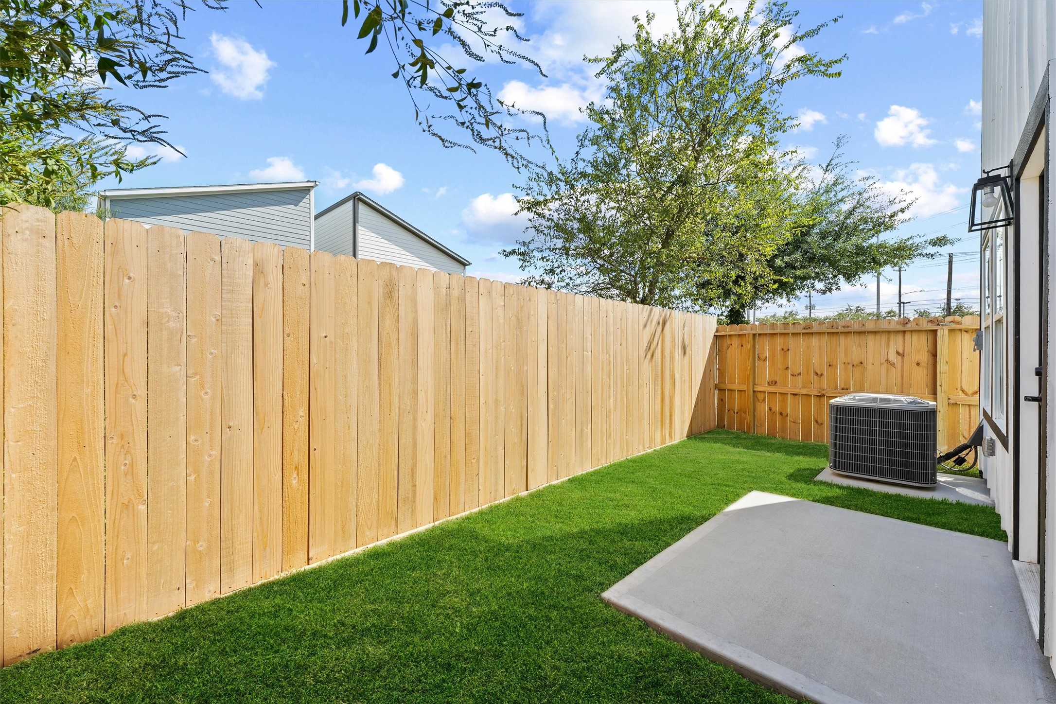 7704 Sealey Street Property Photo 18