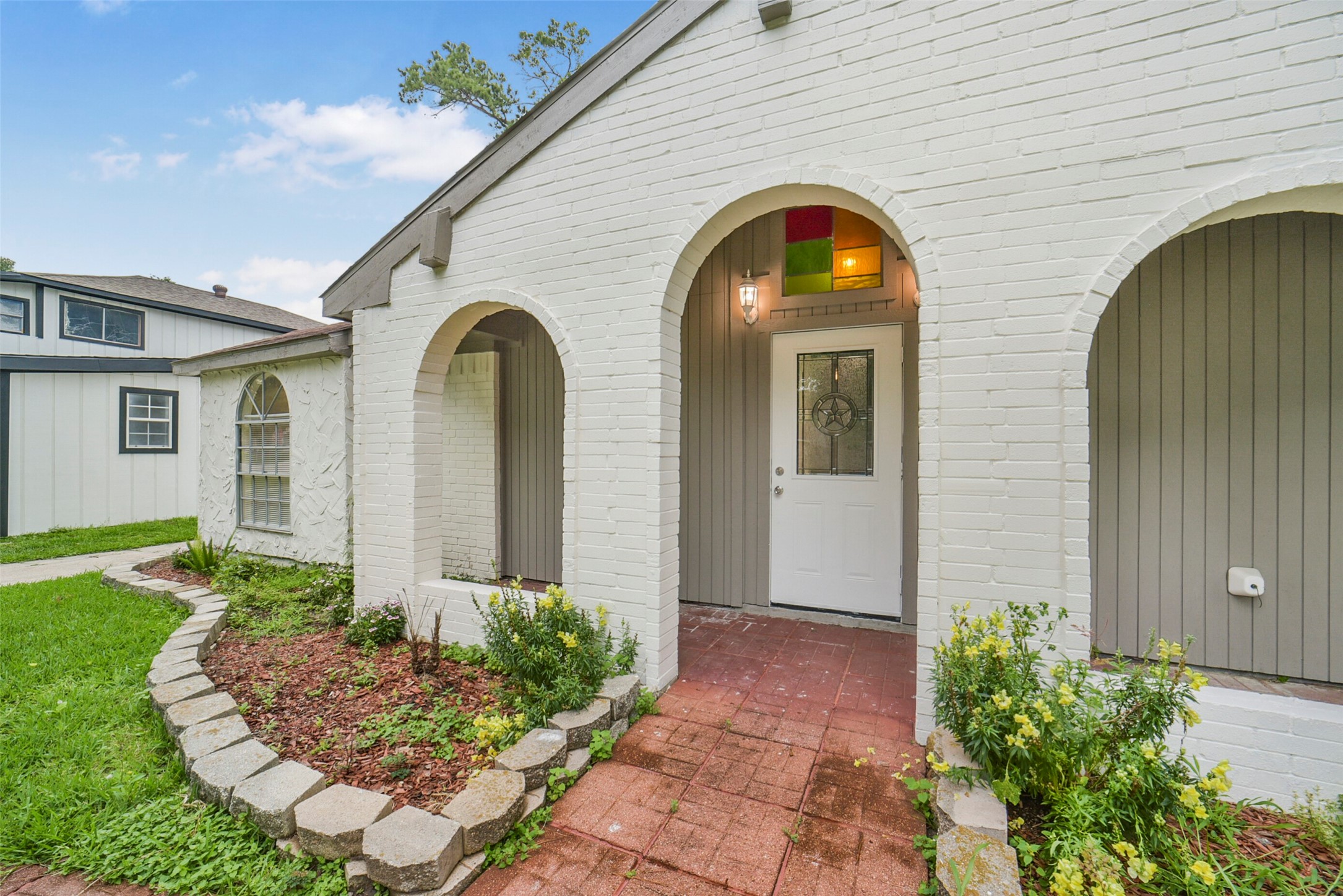 23122 Whispering Willow Drive Property Photo 1