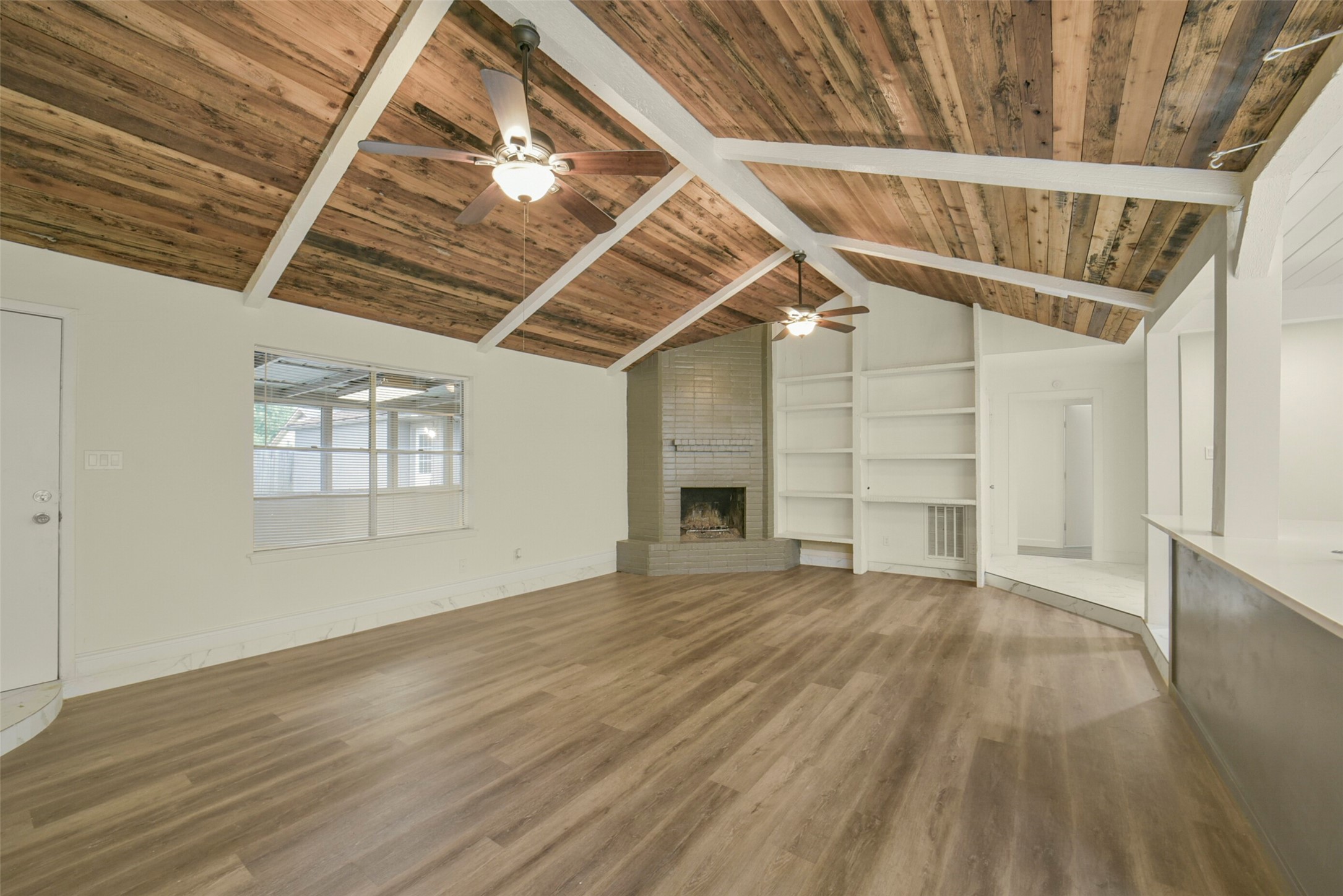 23122 Whispering Willow Drive Property Photo 11