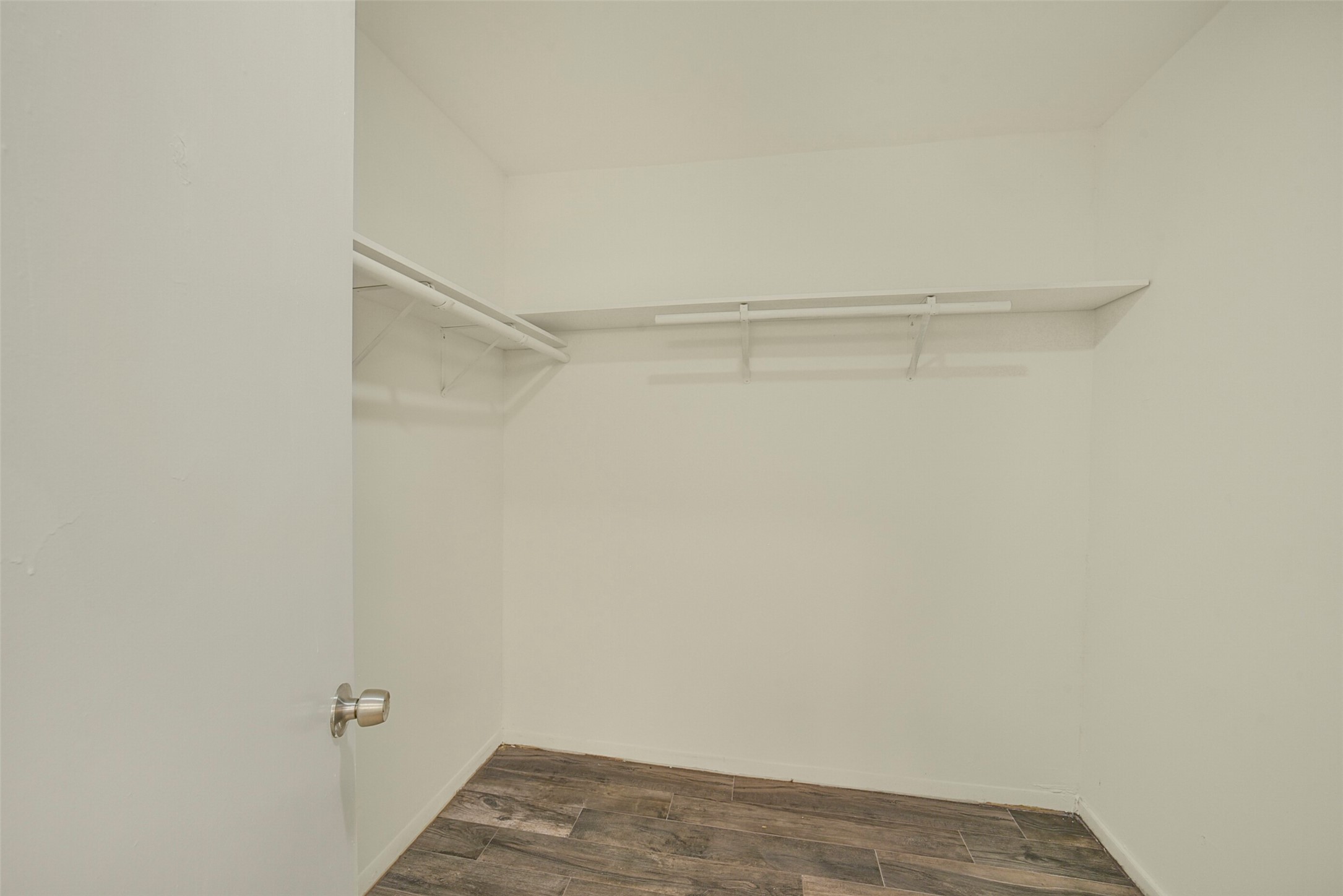 23122 Whispering Willow Drive Property Photo 29