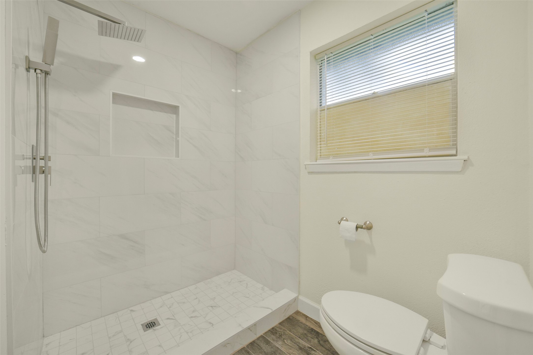 23122 Whispering Willow Drive Property Photo 30