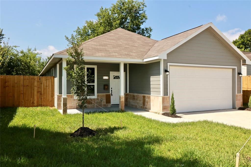 4238 Aledo Street Property Photo 3