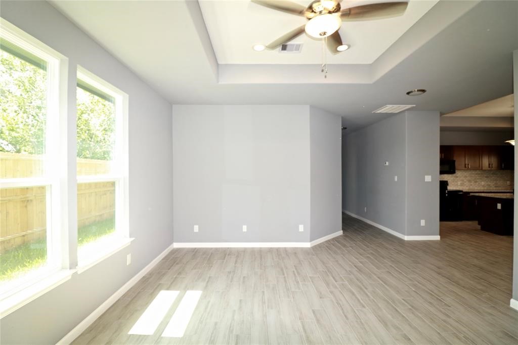 4238 Aledo Street Property Photo 6