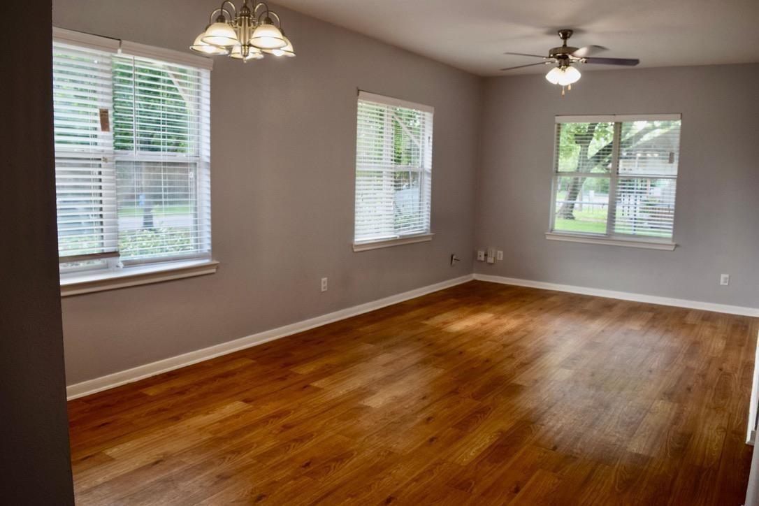 2302 Colorado Street Property Photo 7