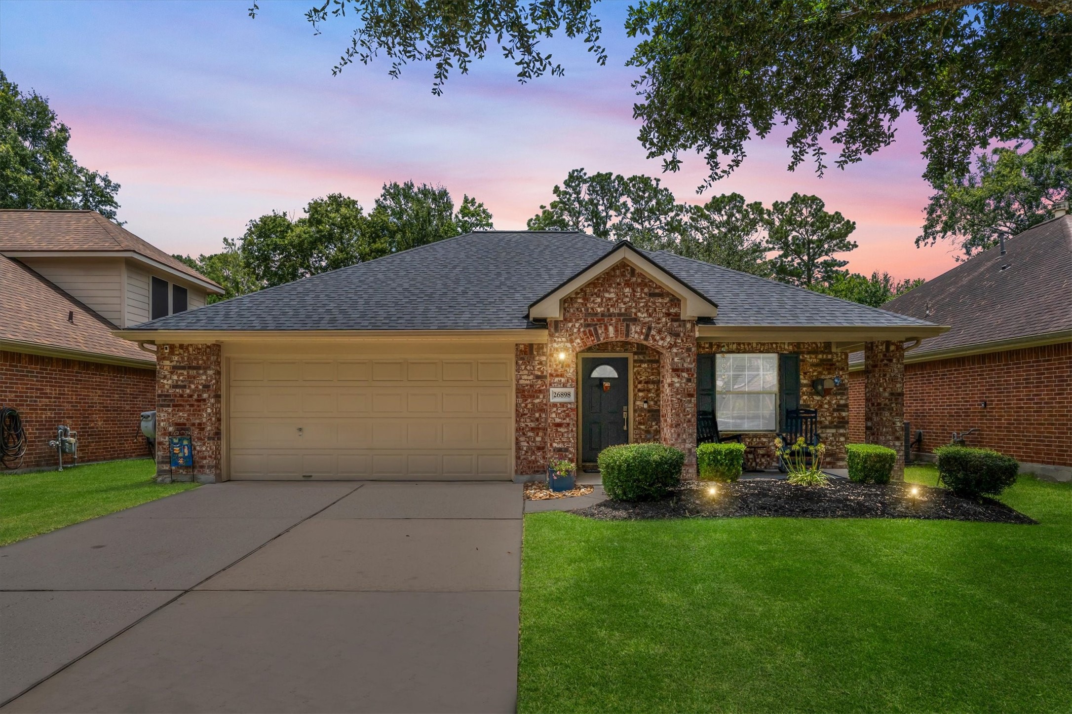 26898 Armor Oaks Drive Property Photo 1