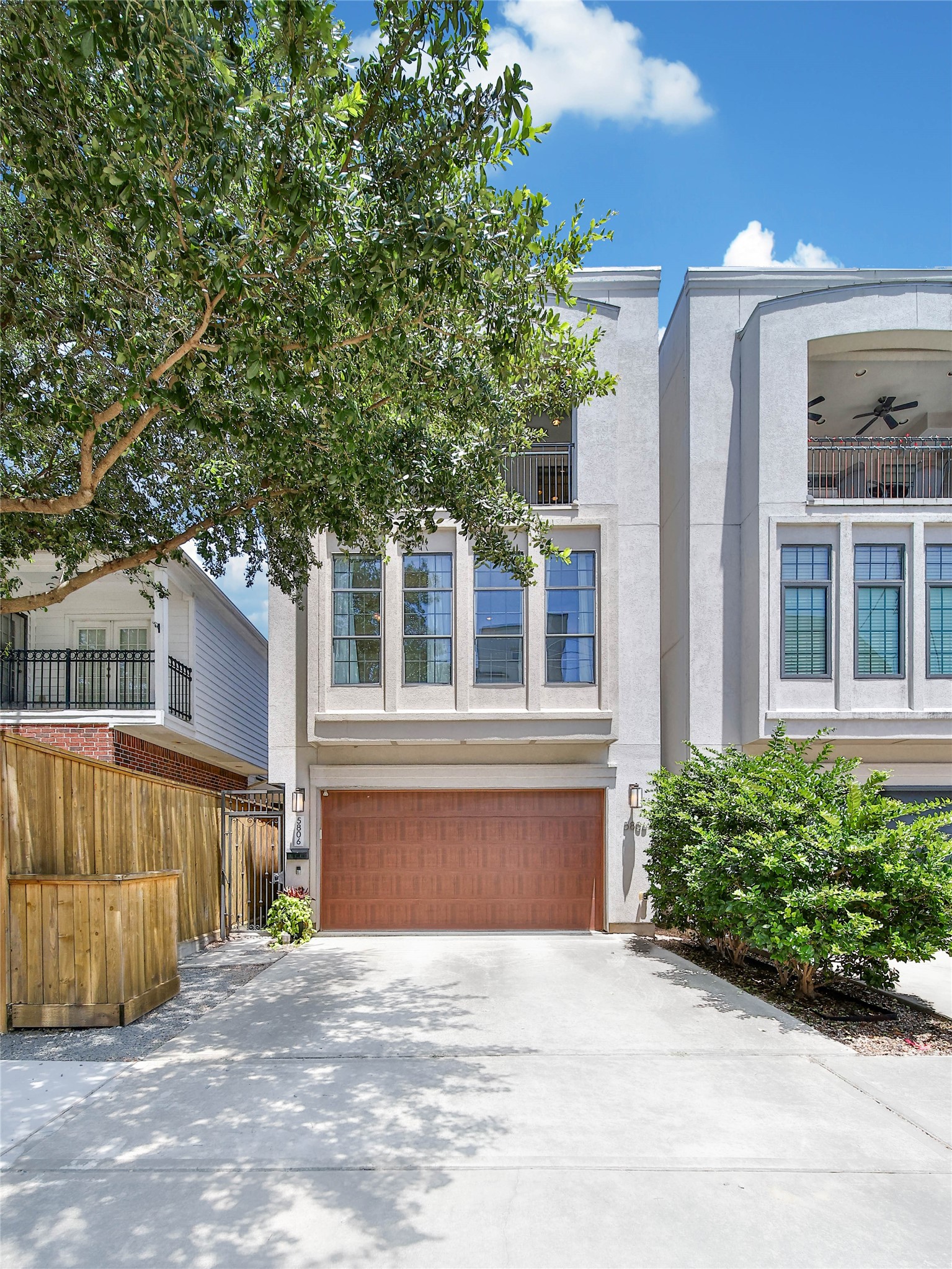 5806 Petty Street Property Photo