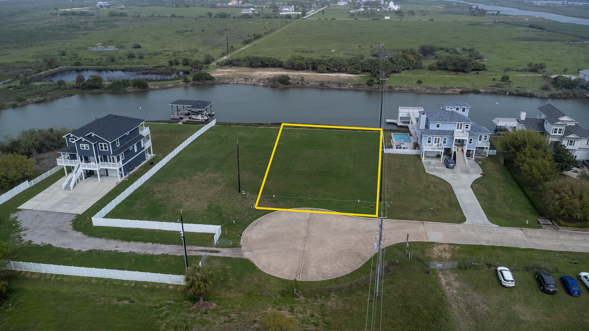 3908 Galleon Property Photo 1