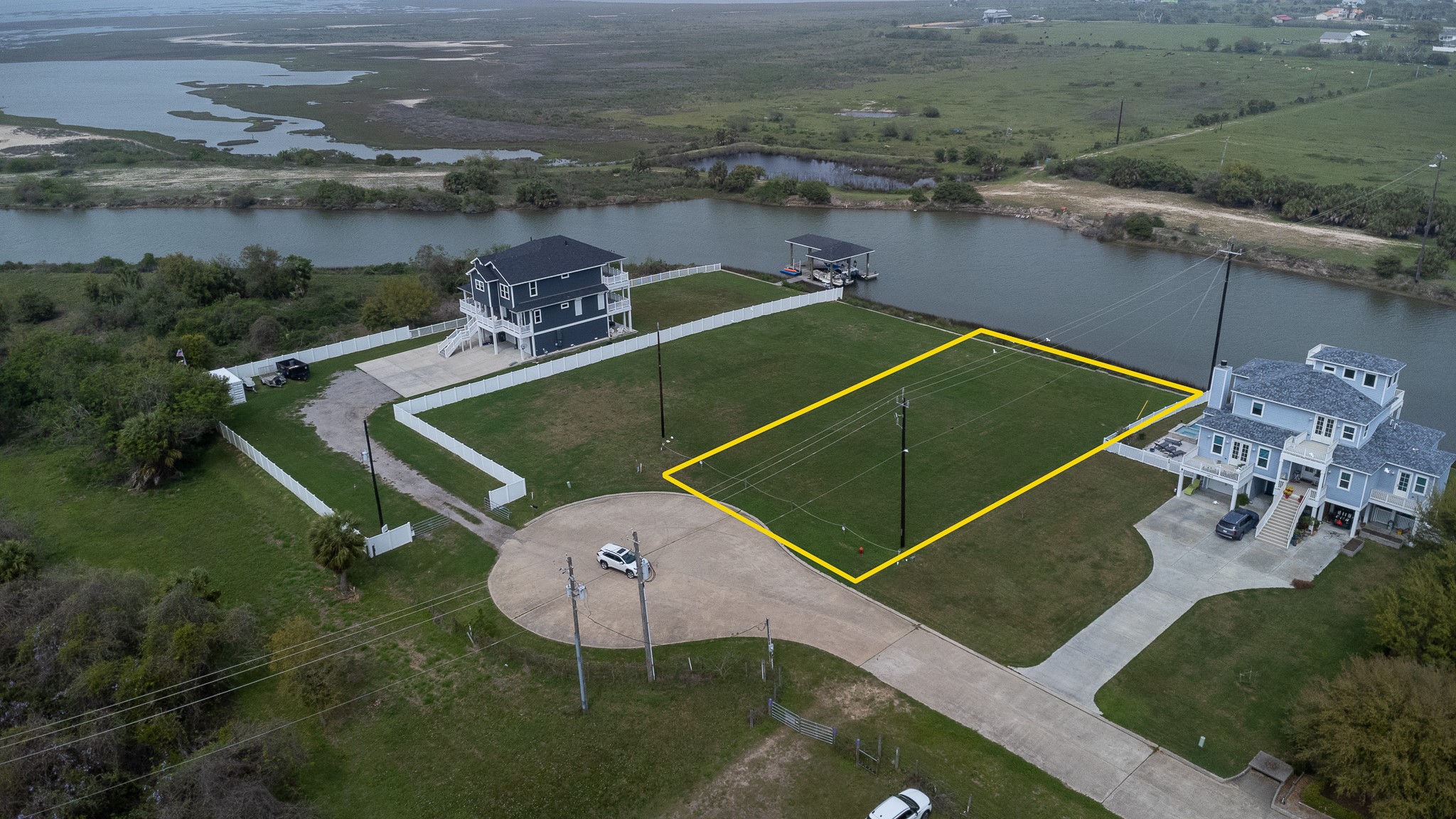 3908 Galleon Property Photo 2